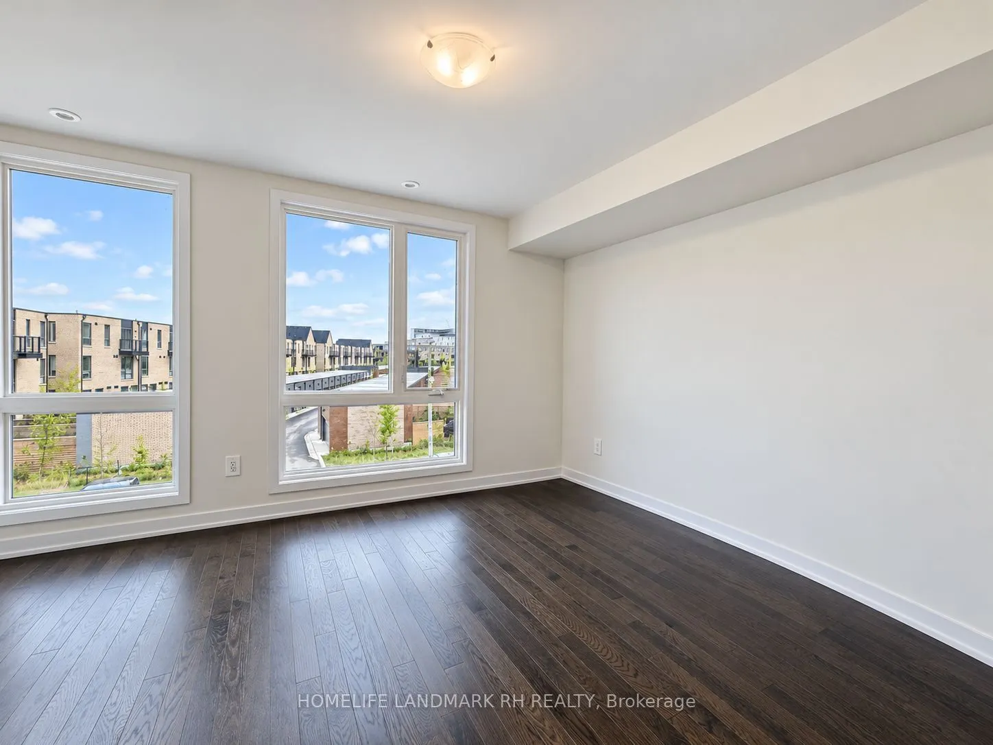 398 Lawrence Heights Way
