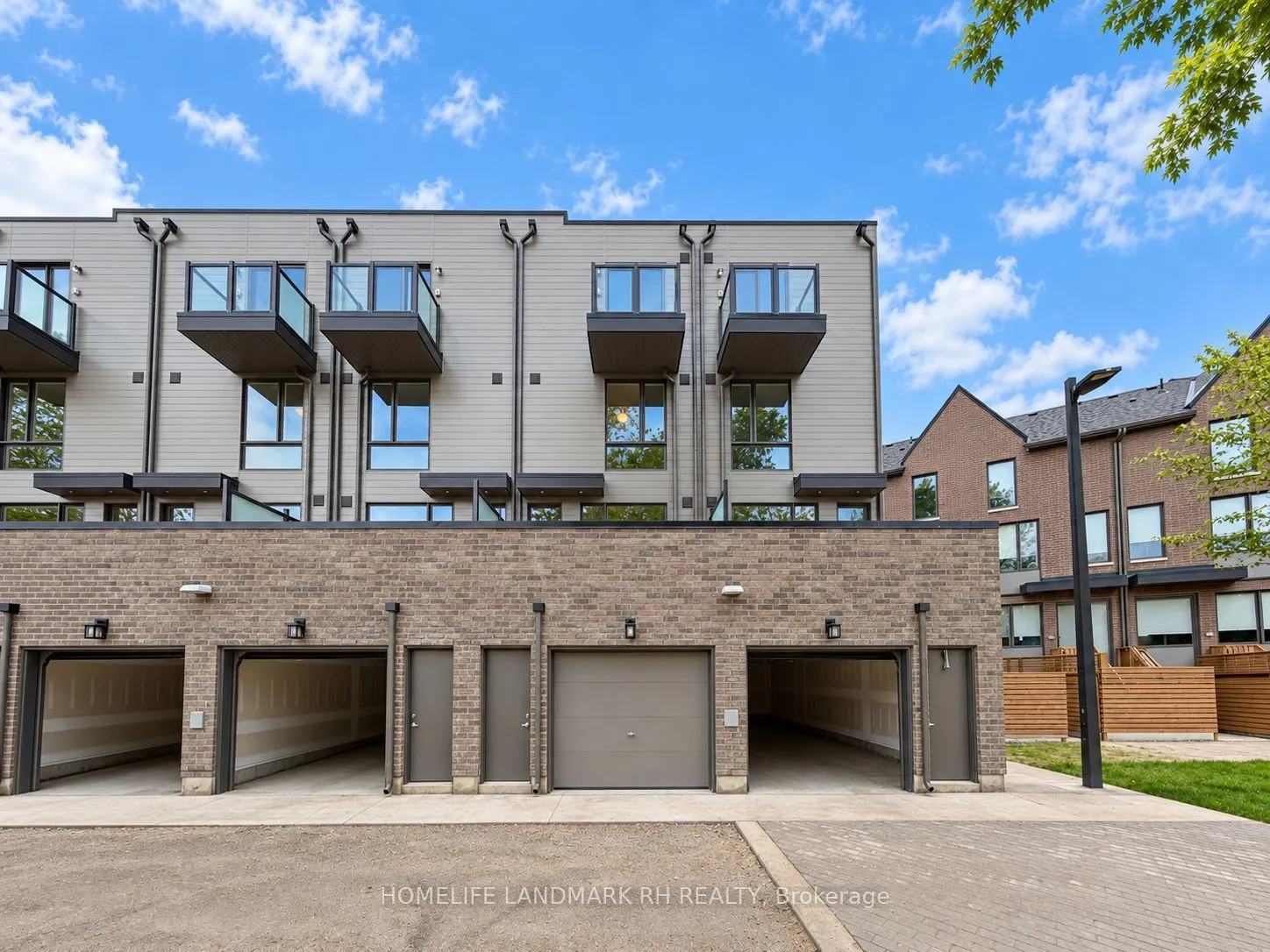 398 Lawrence Heights Way