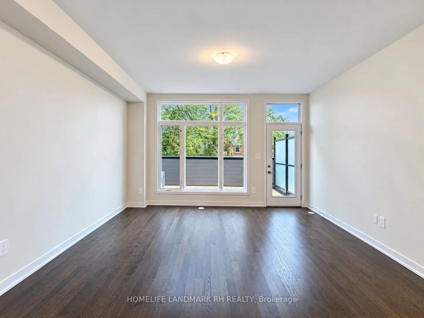 398 Lawrence Heights Way