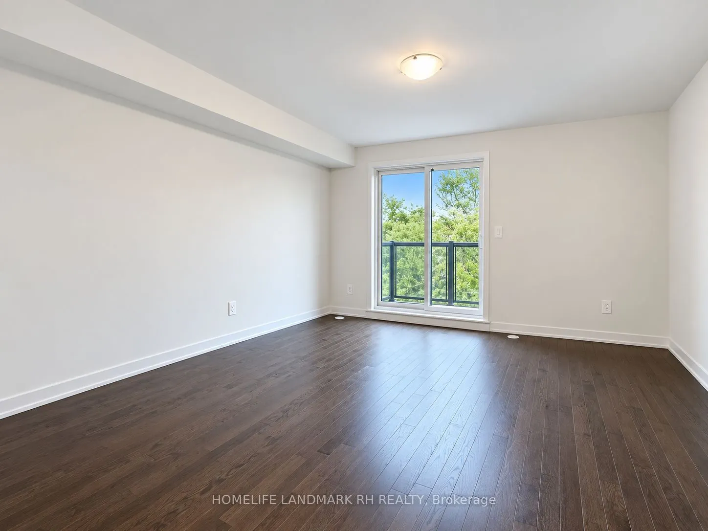 398 Lawrence Heights Way