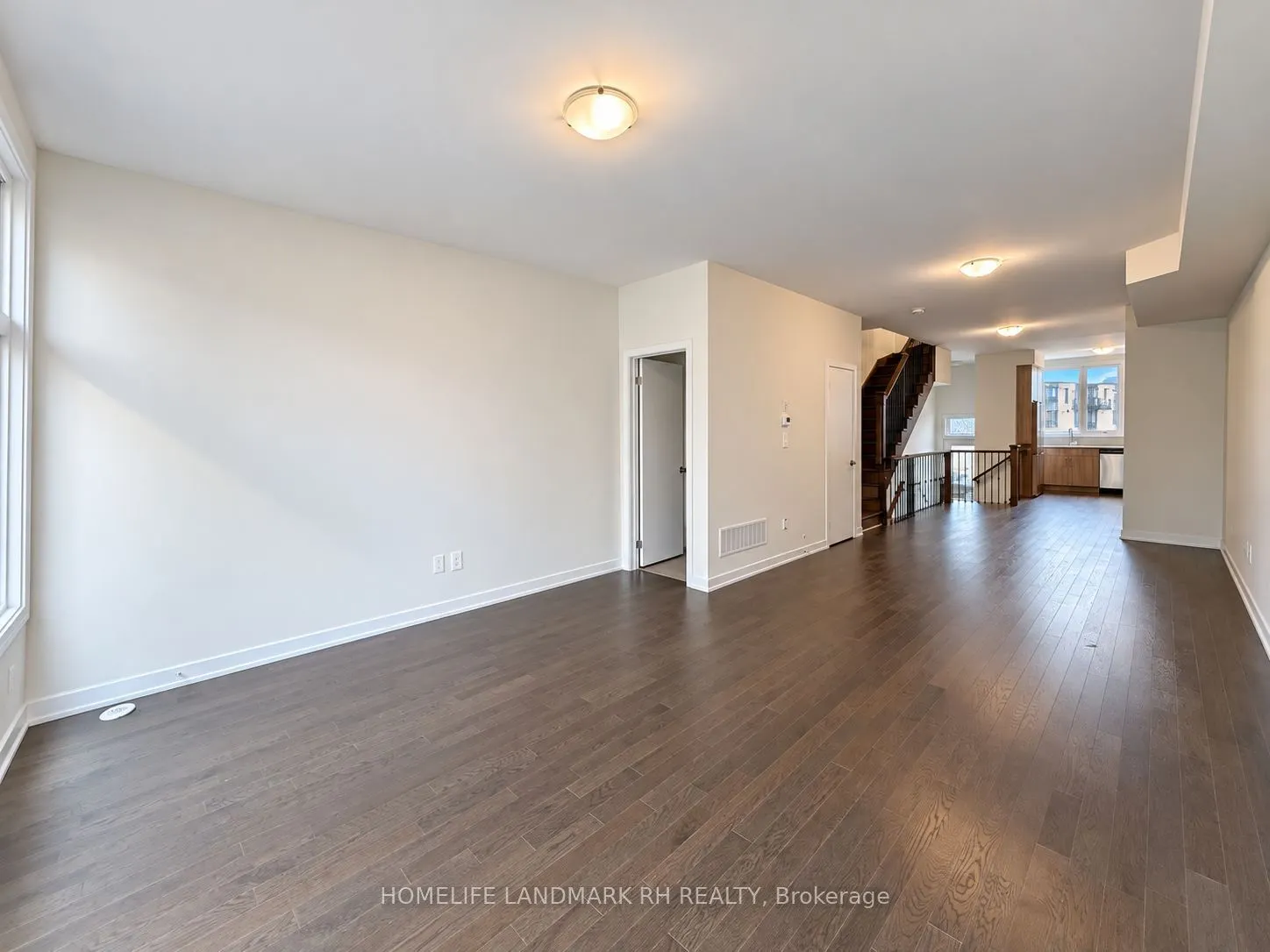 398 Lawrence Heights Way