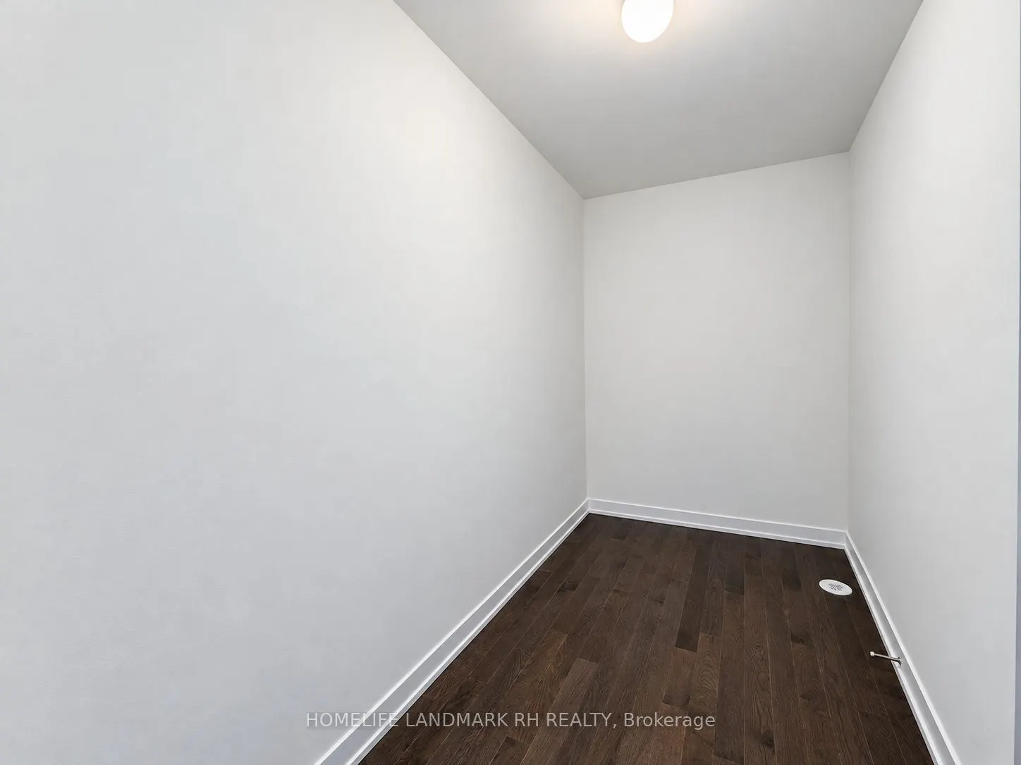 398 Lawrence Heights Way