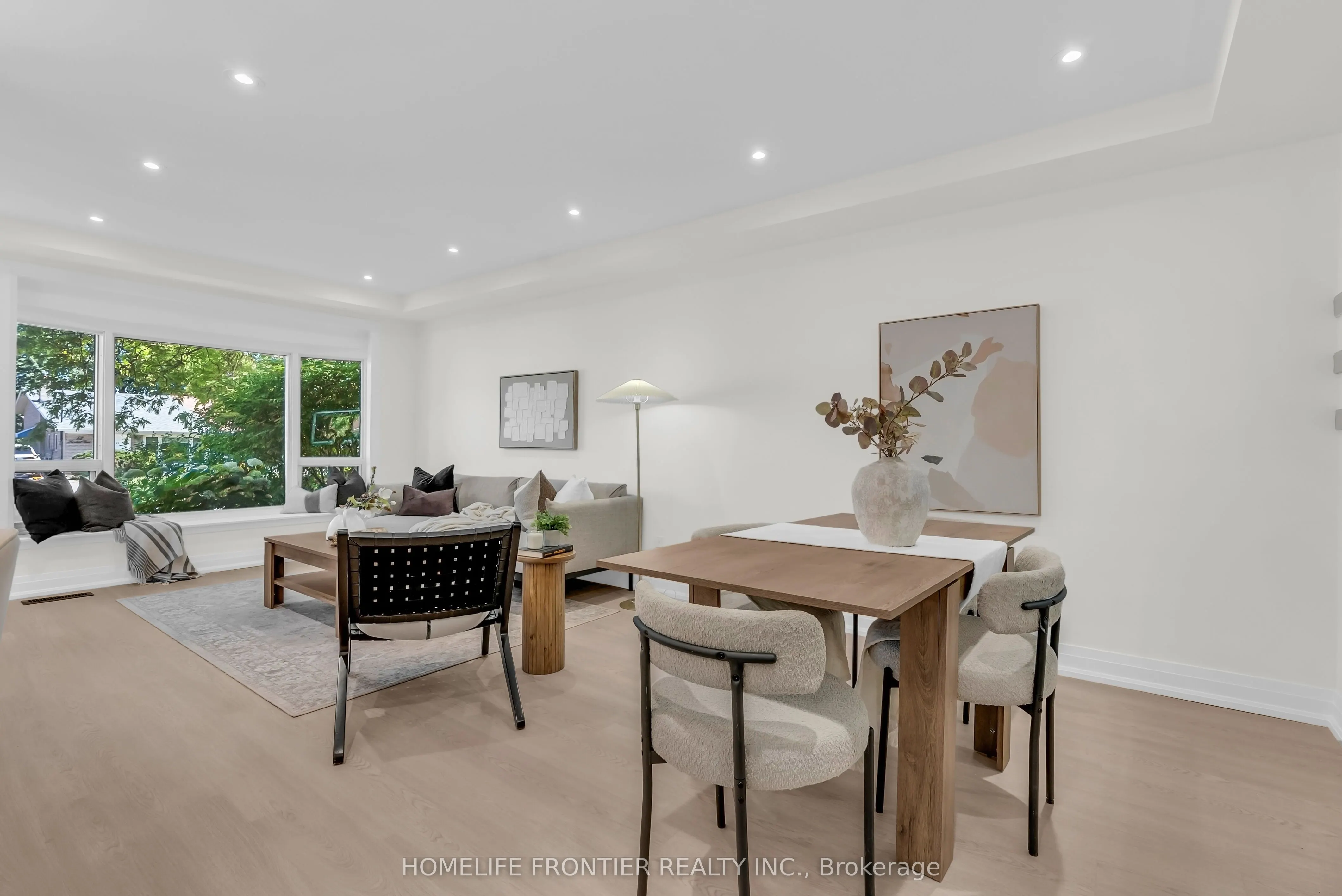 61 Sundial Crescent