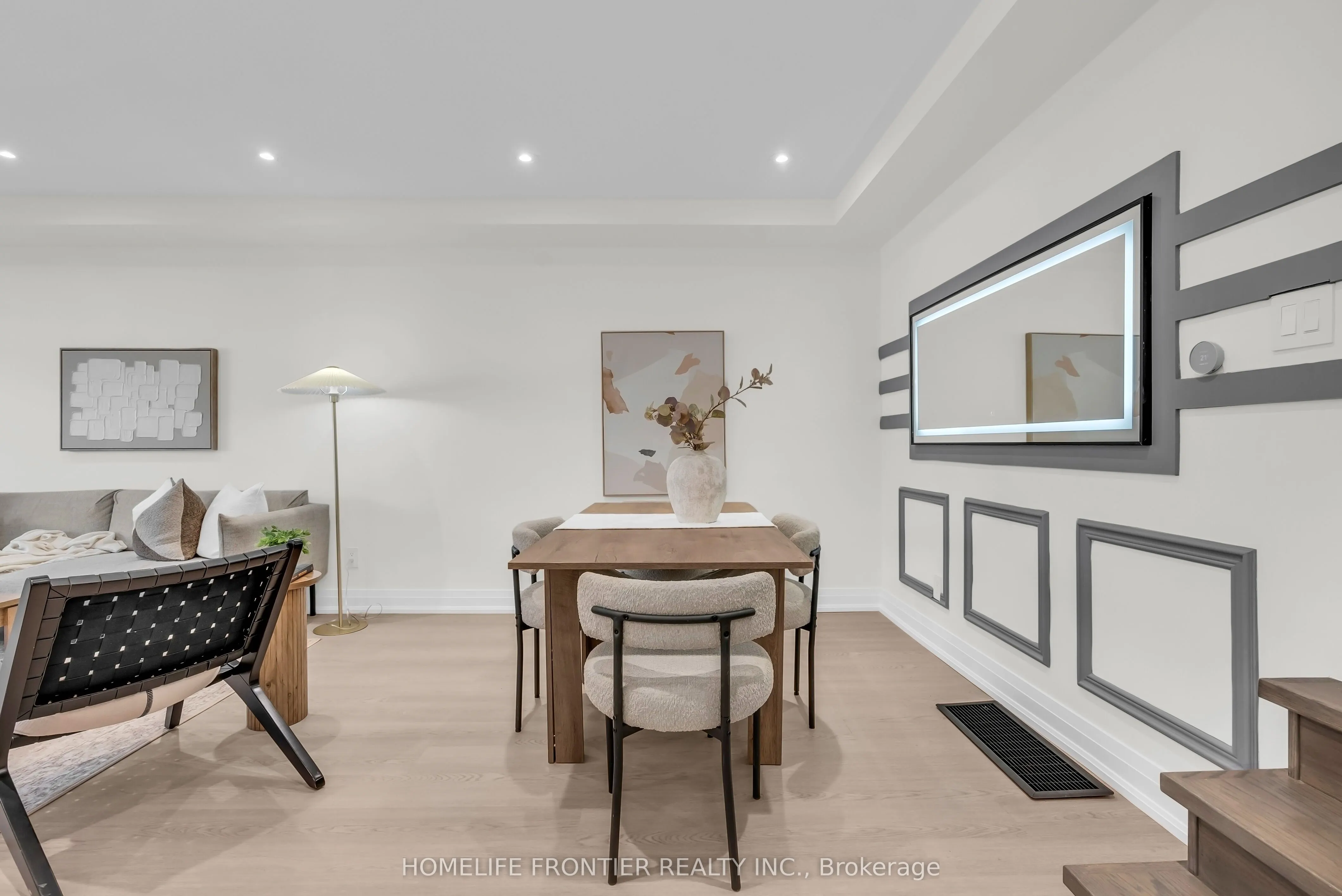 61 Sundial Crescent