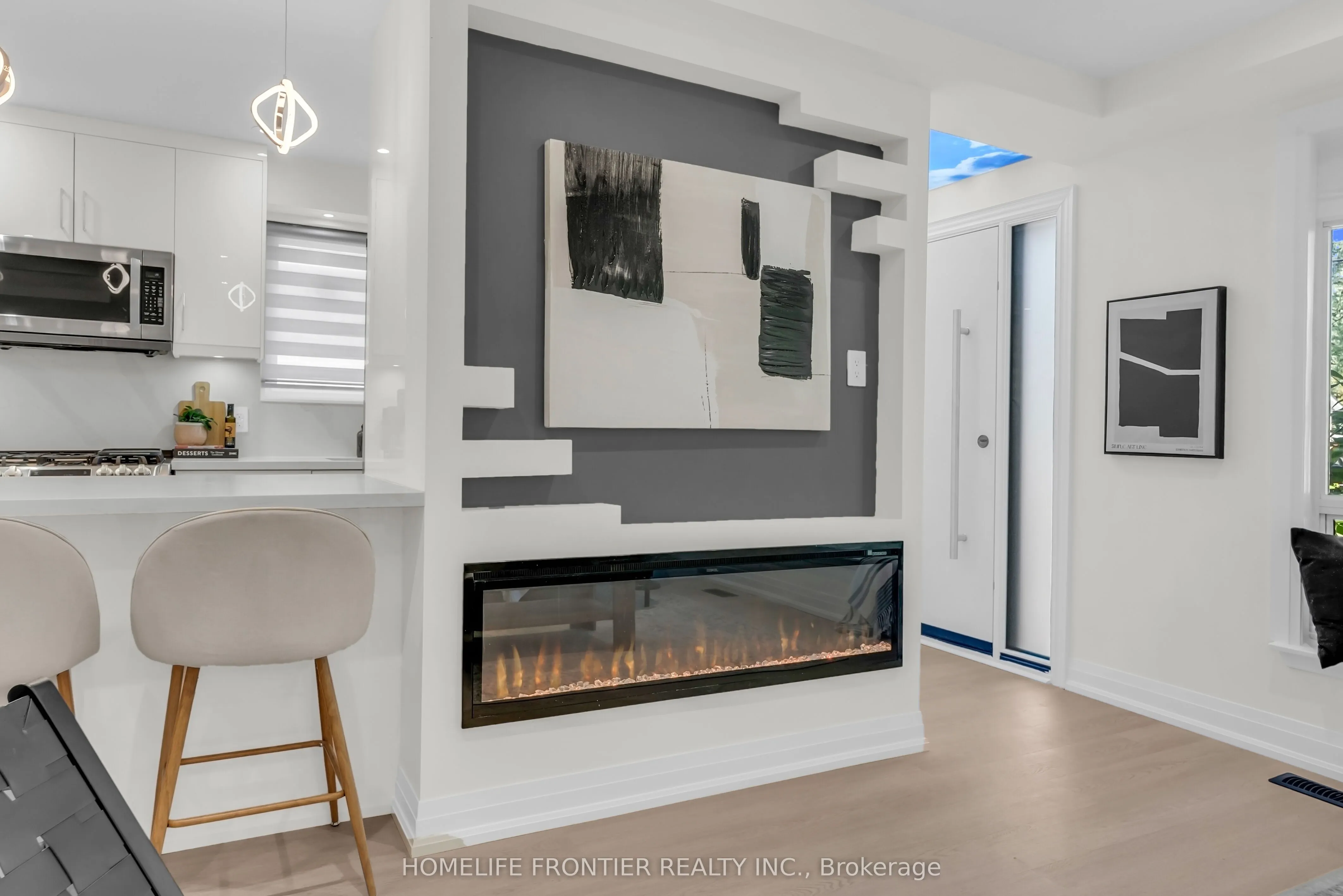 61 Sundial Crescent