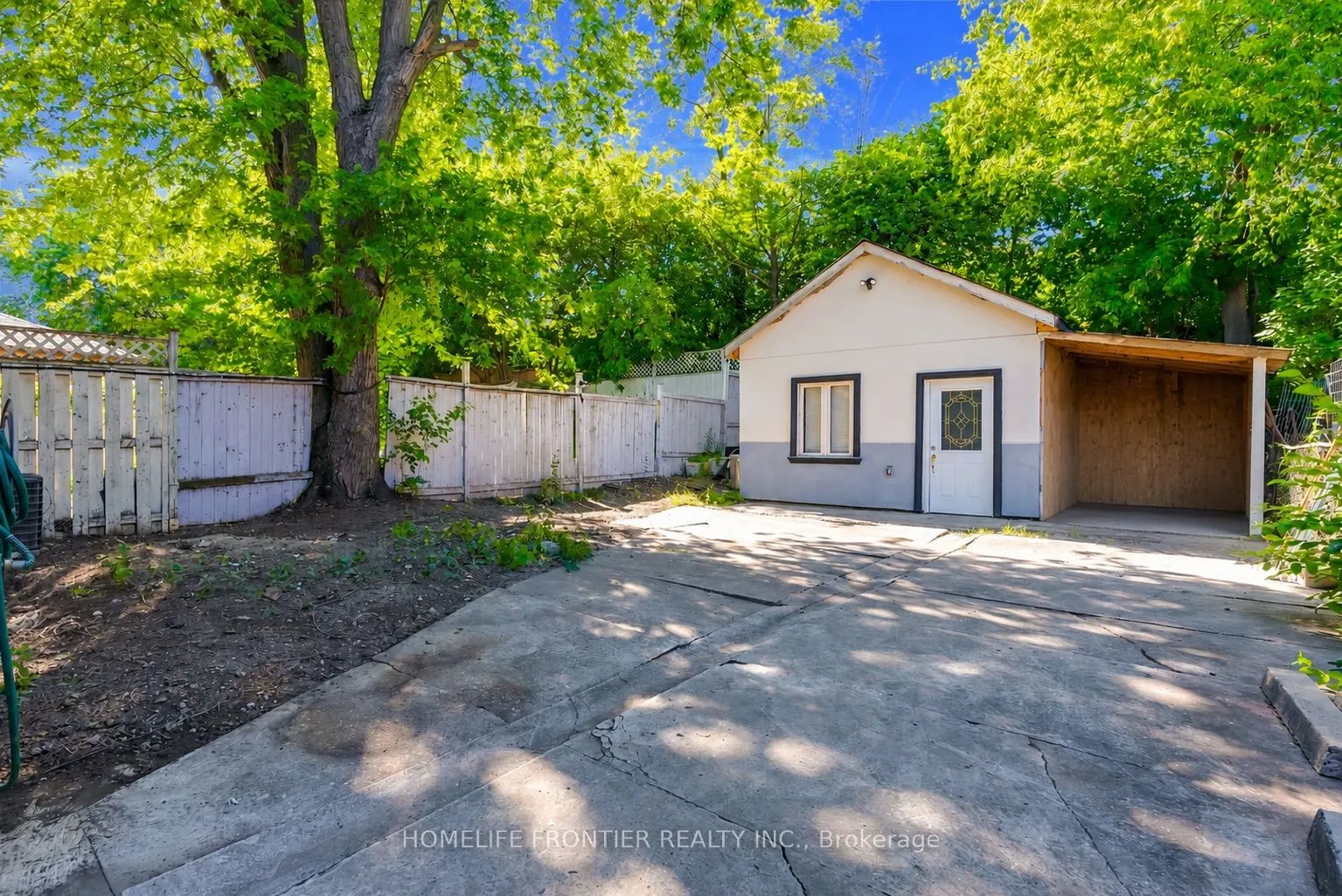 61 Sundial Crescent