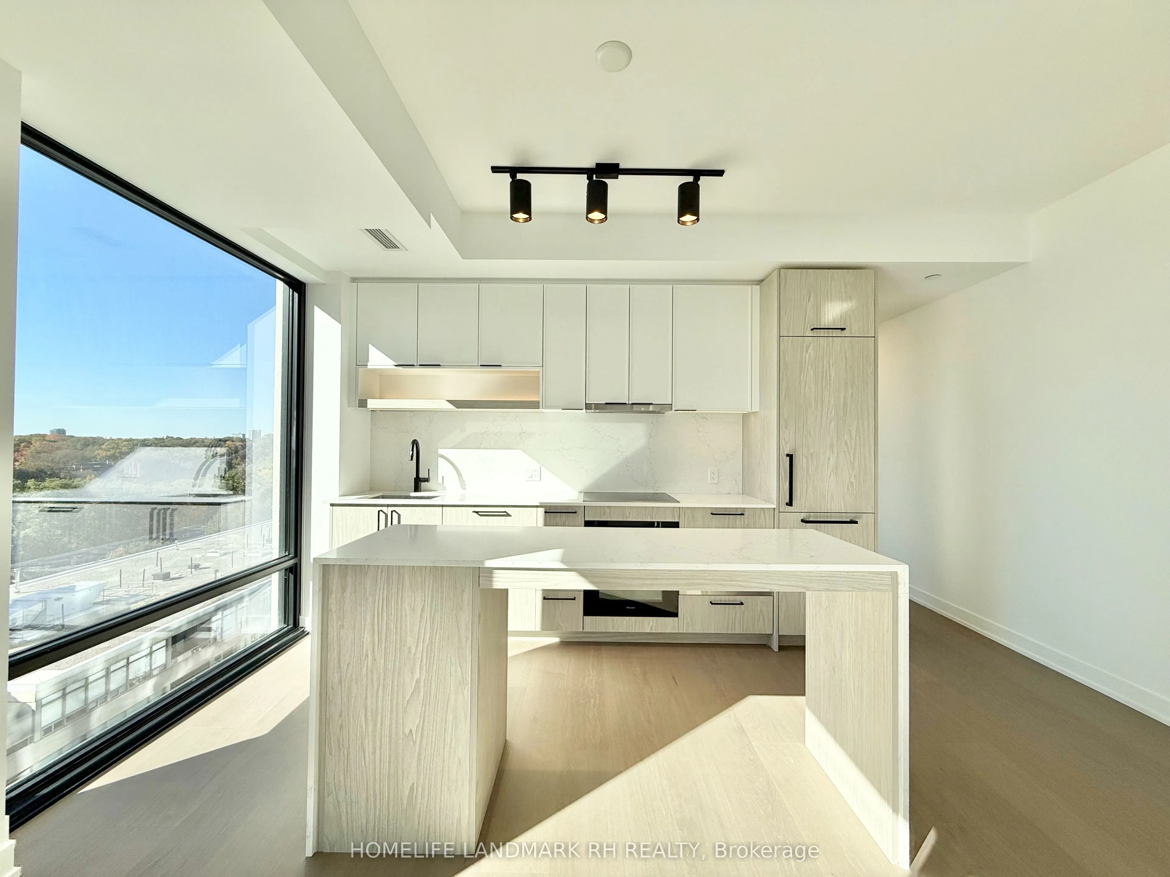 91 Montclair Avenue #1206