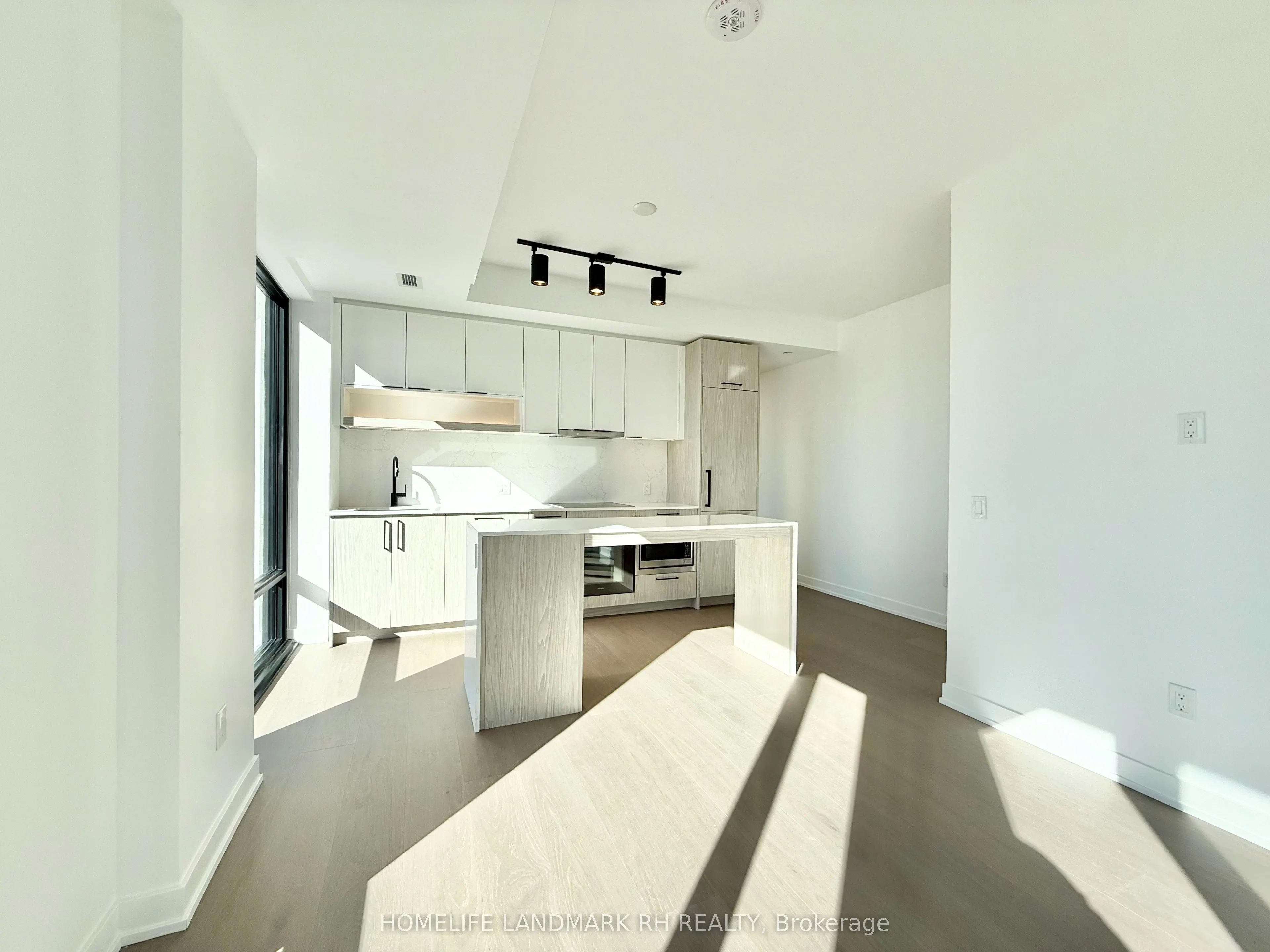 91 Montclair Avenue #1206