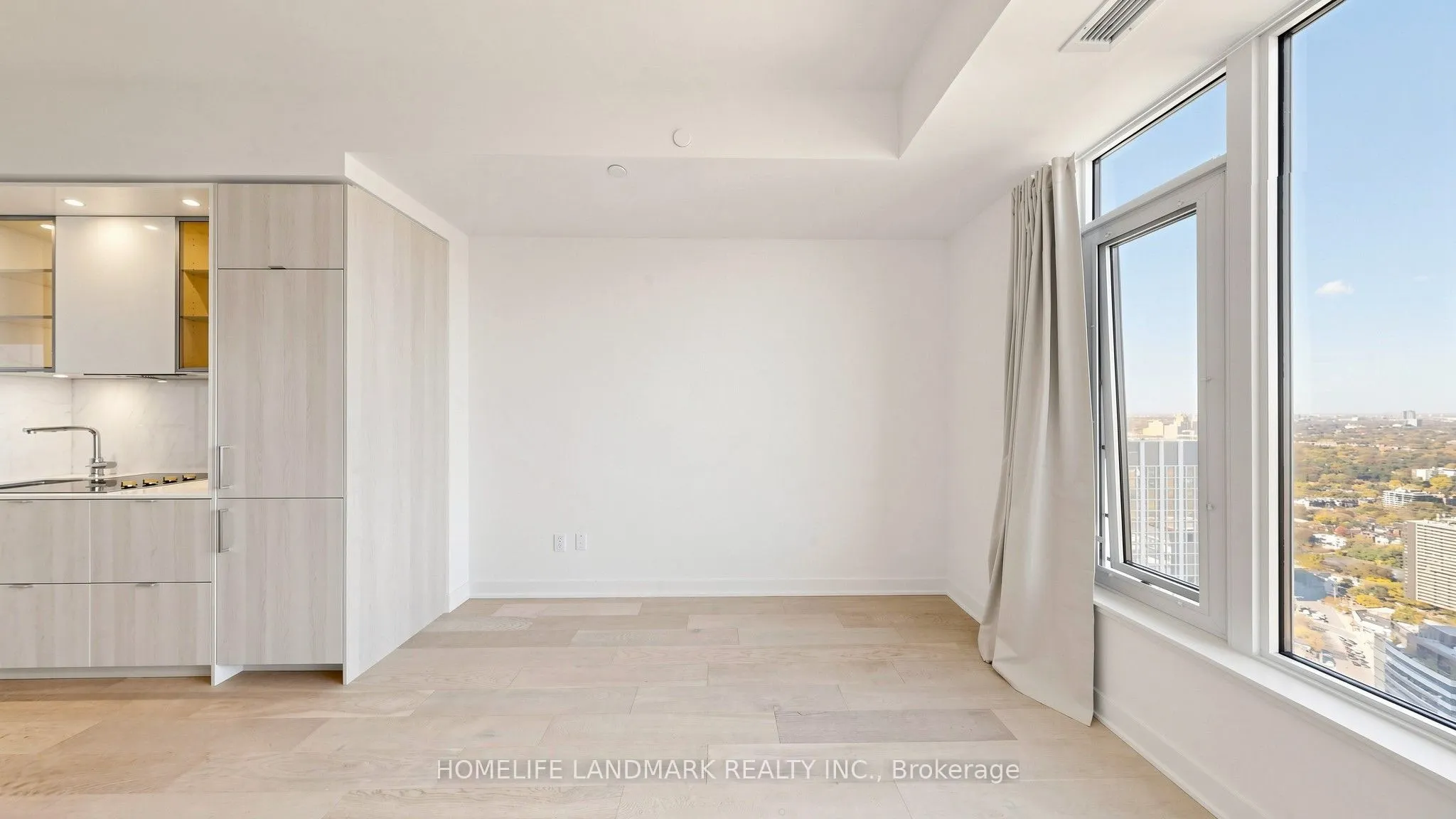 11 Yorkville Avenue #4803