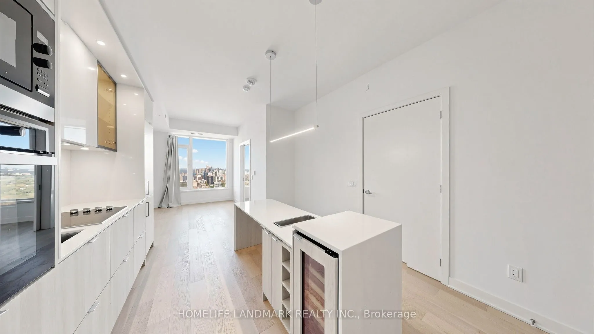 11 Yorkville Avenue #4803