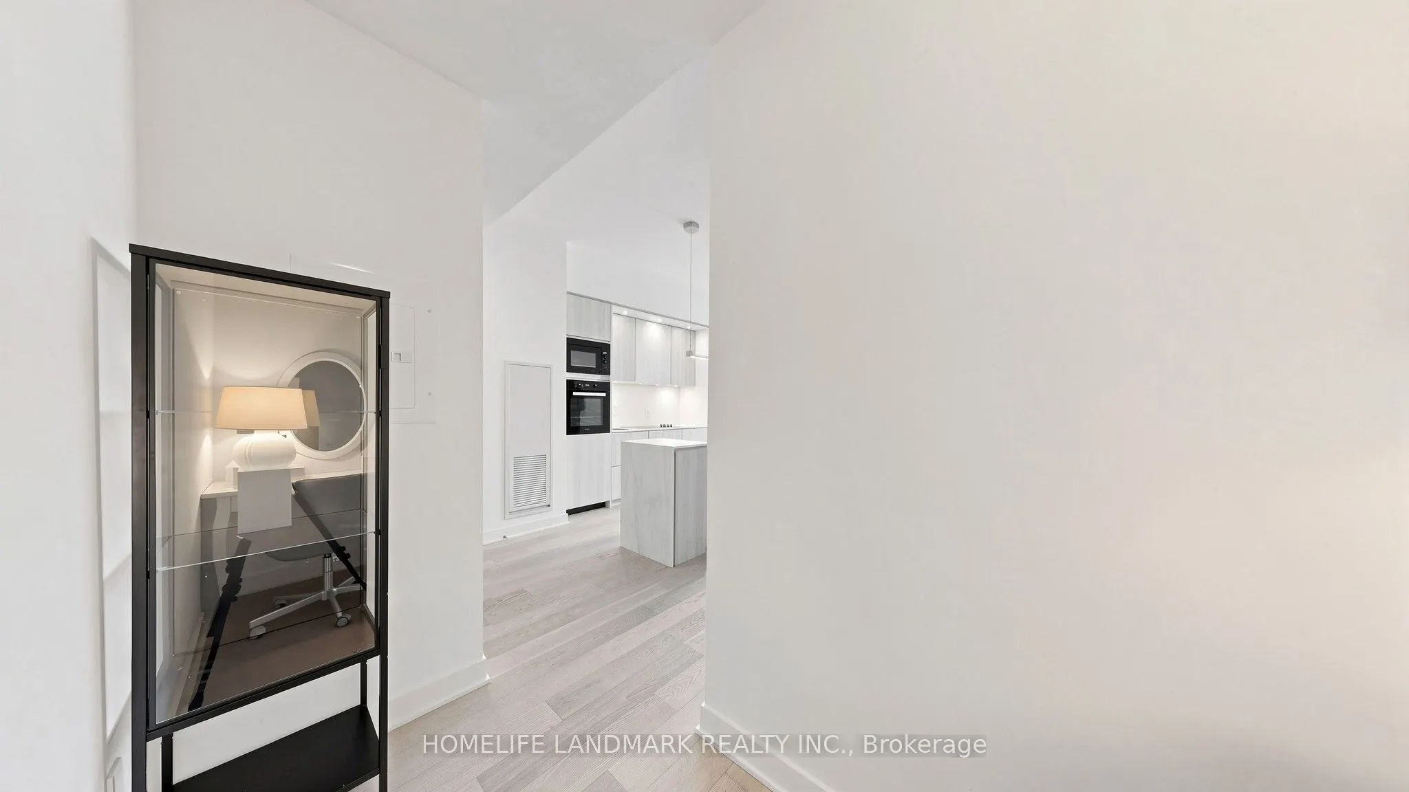 11 Yorkville Avenue #4803