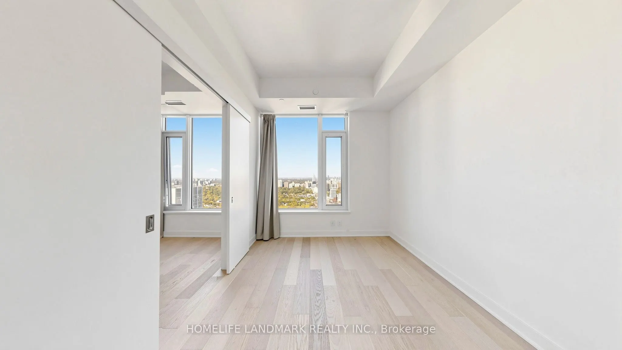 11 Yorkville Avenue #4803