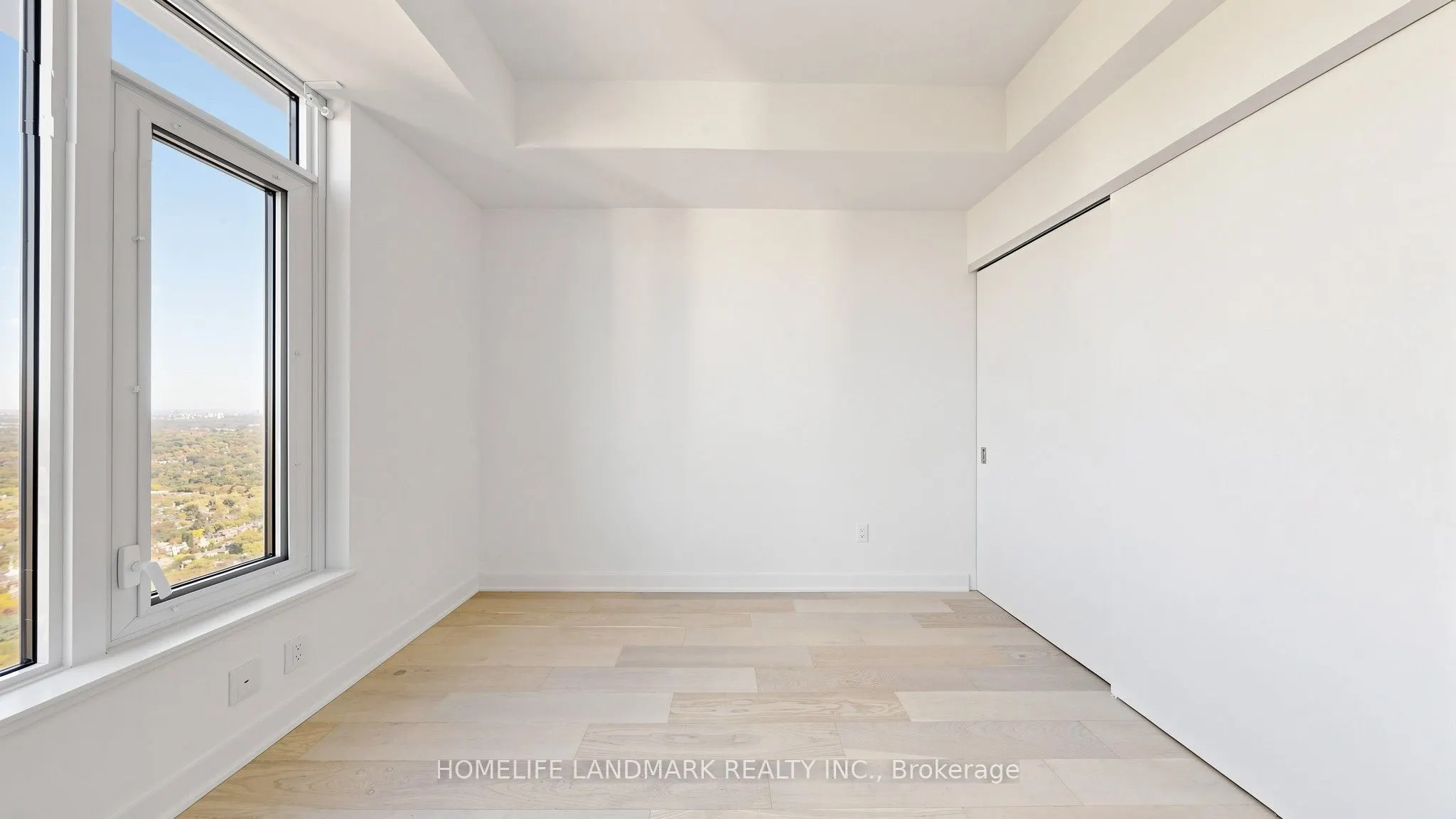 11 Yorkville Avenue #4803