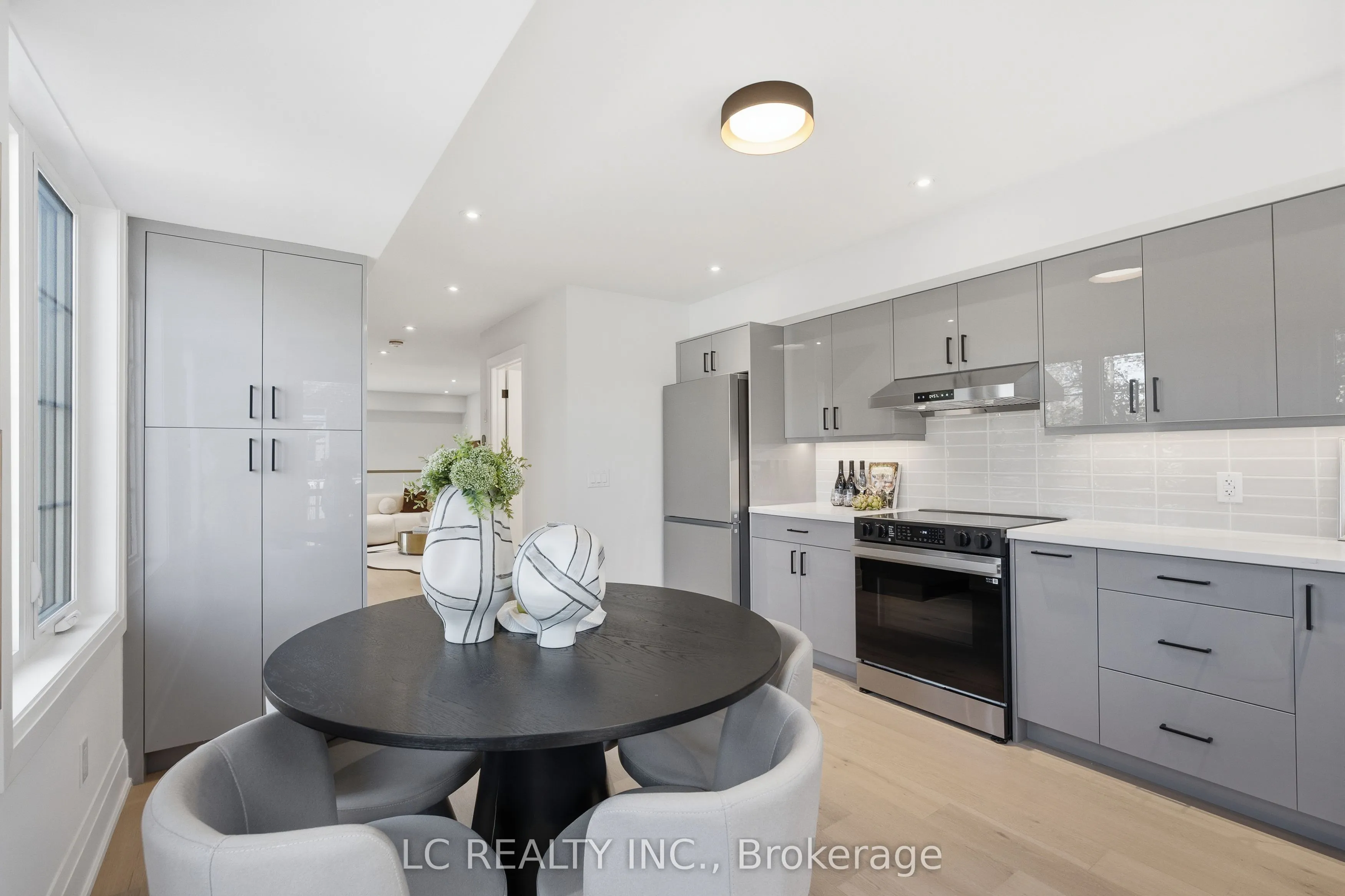241 Finch Avenue E #A01