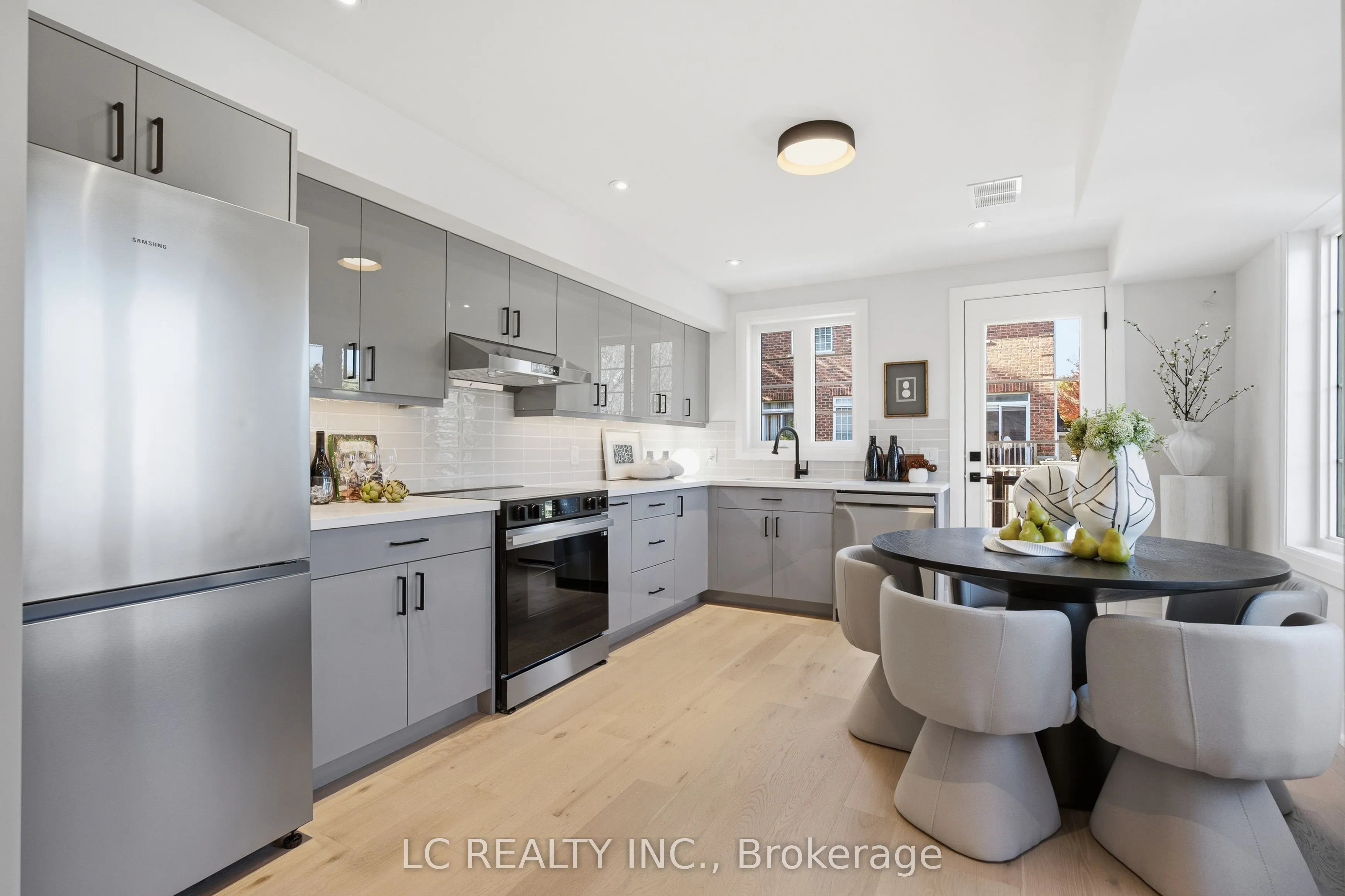 241 Finch Avenue E #A01