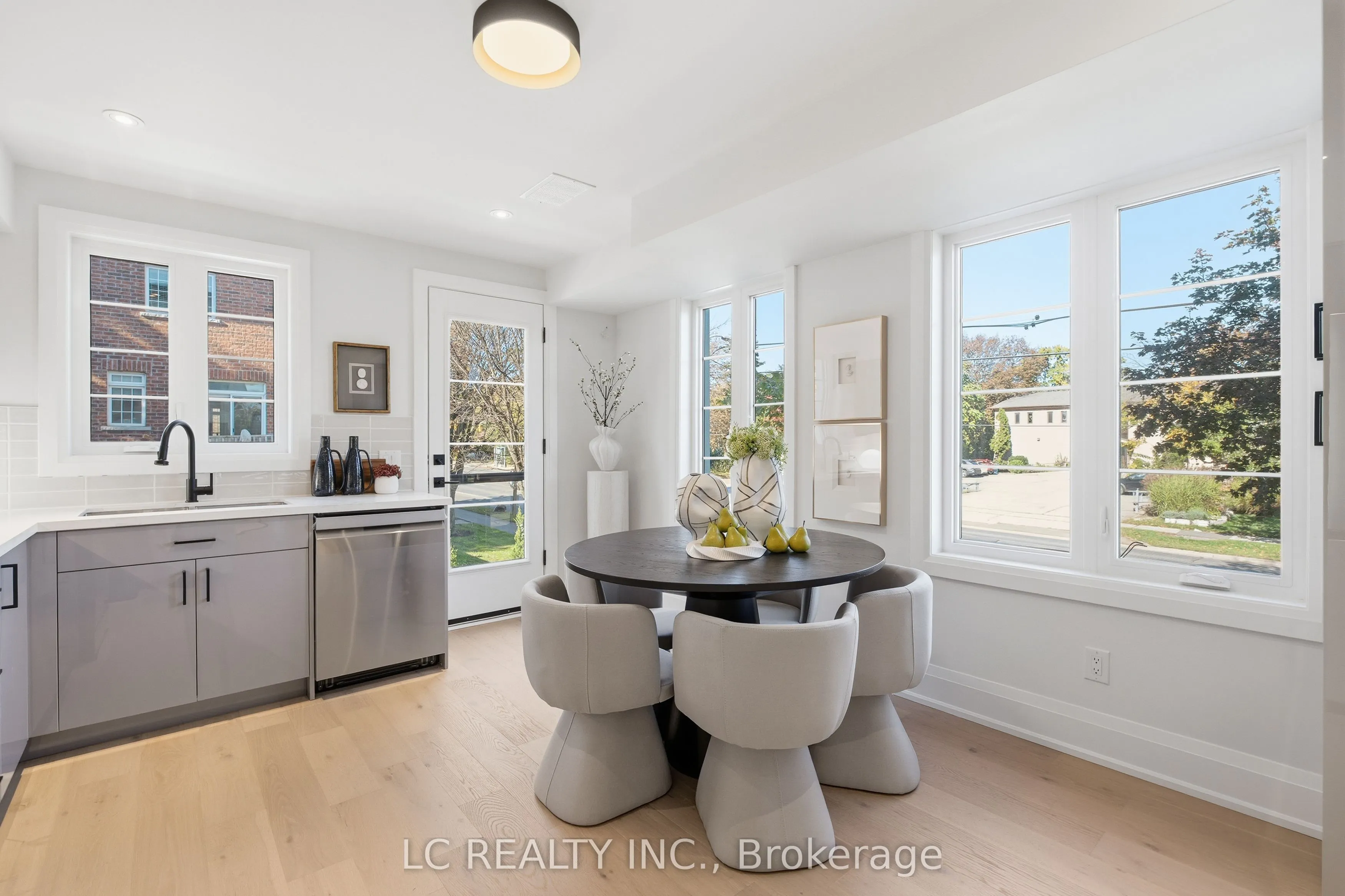 241 Finch Avenue E #A01