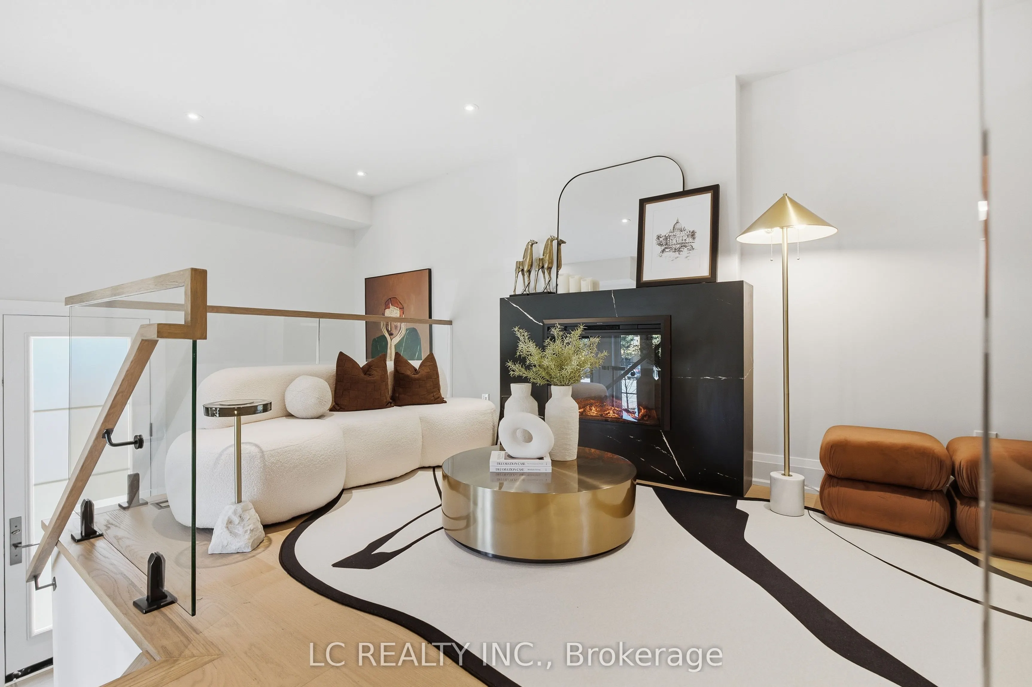 241 Finch Avenue E #A01