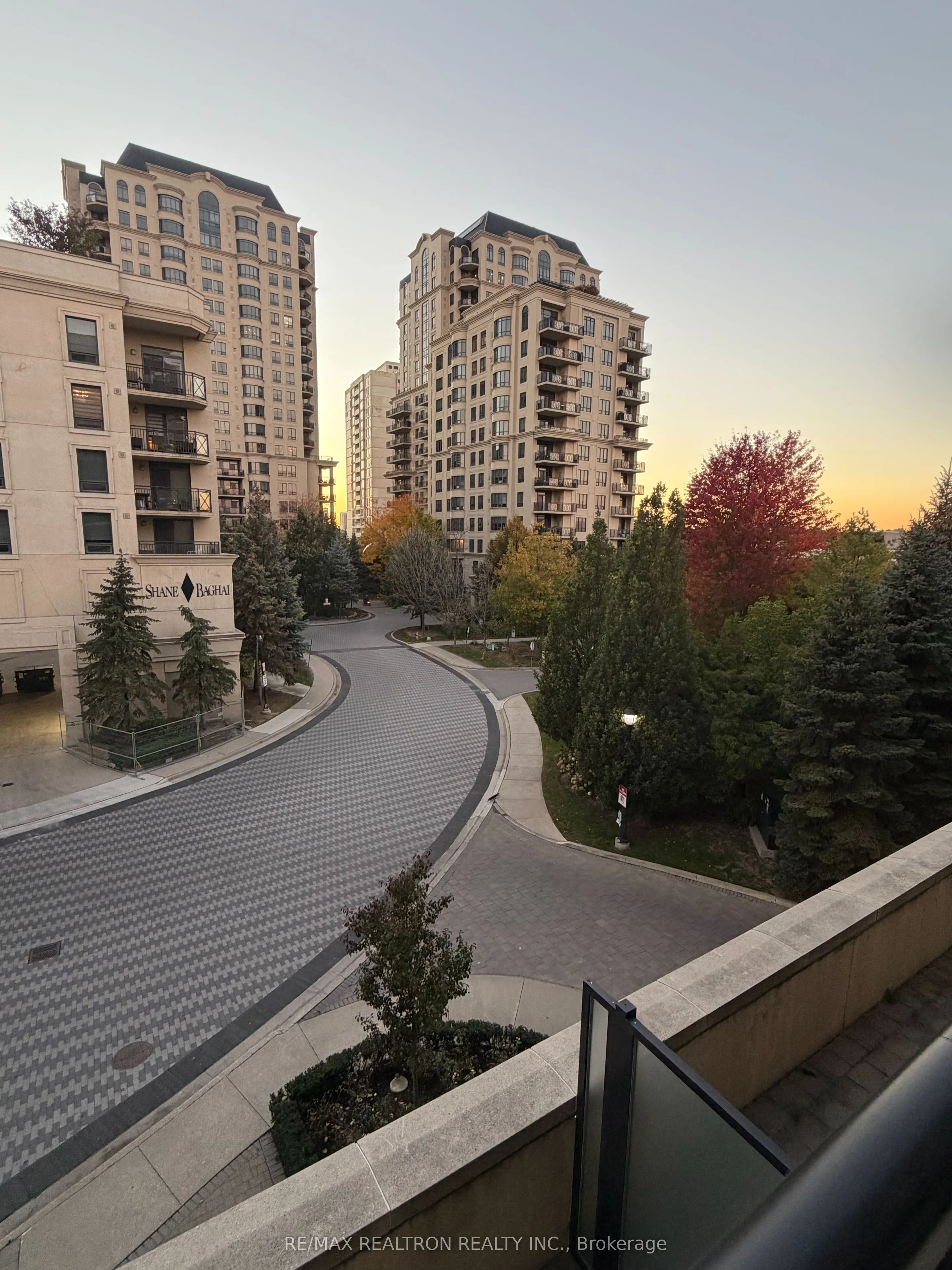 676 Sheppard Avenue E #311