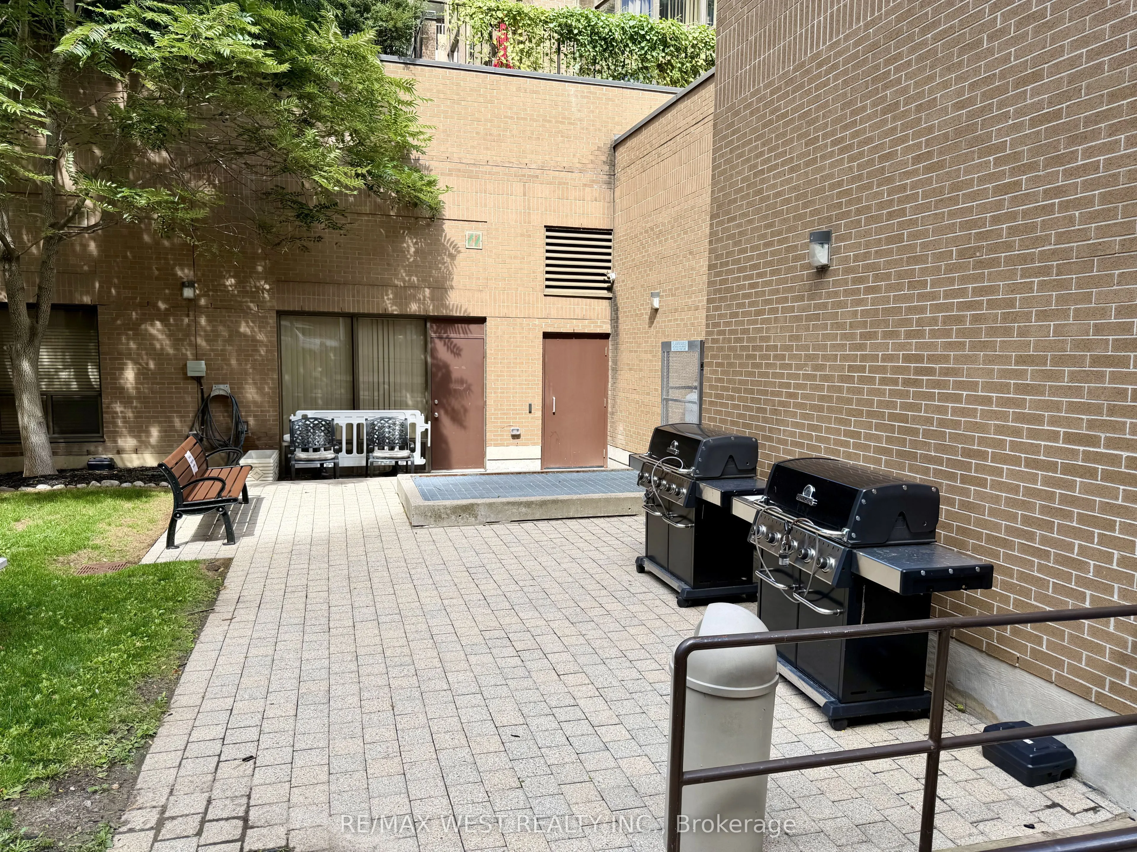 100 Upper Madison Avenue #2405