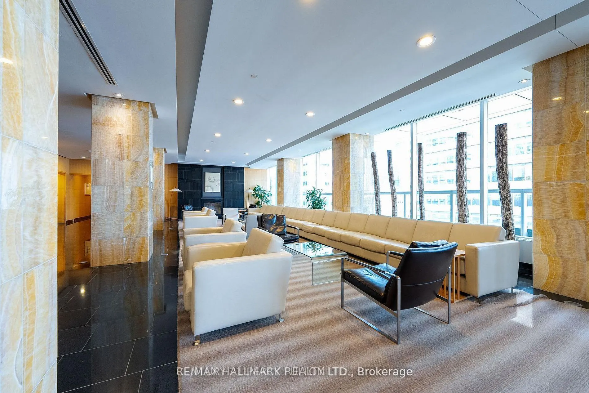 55 Bremner Boulevard #3905