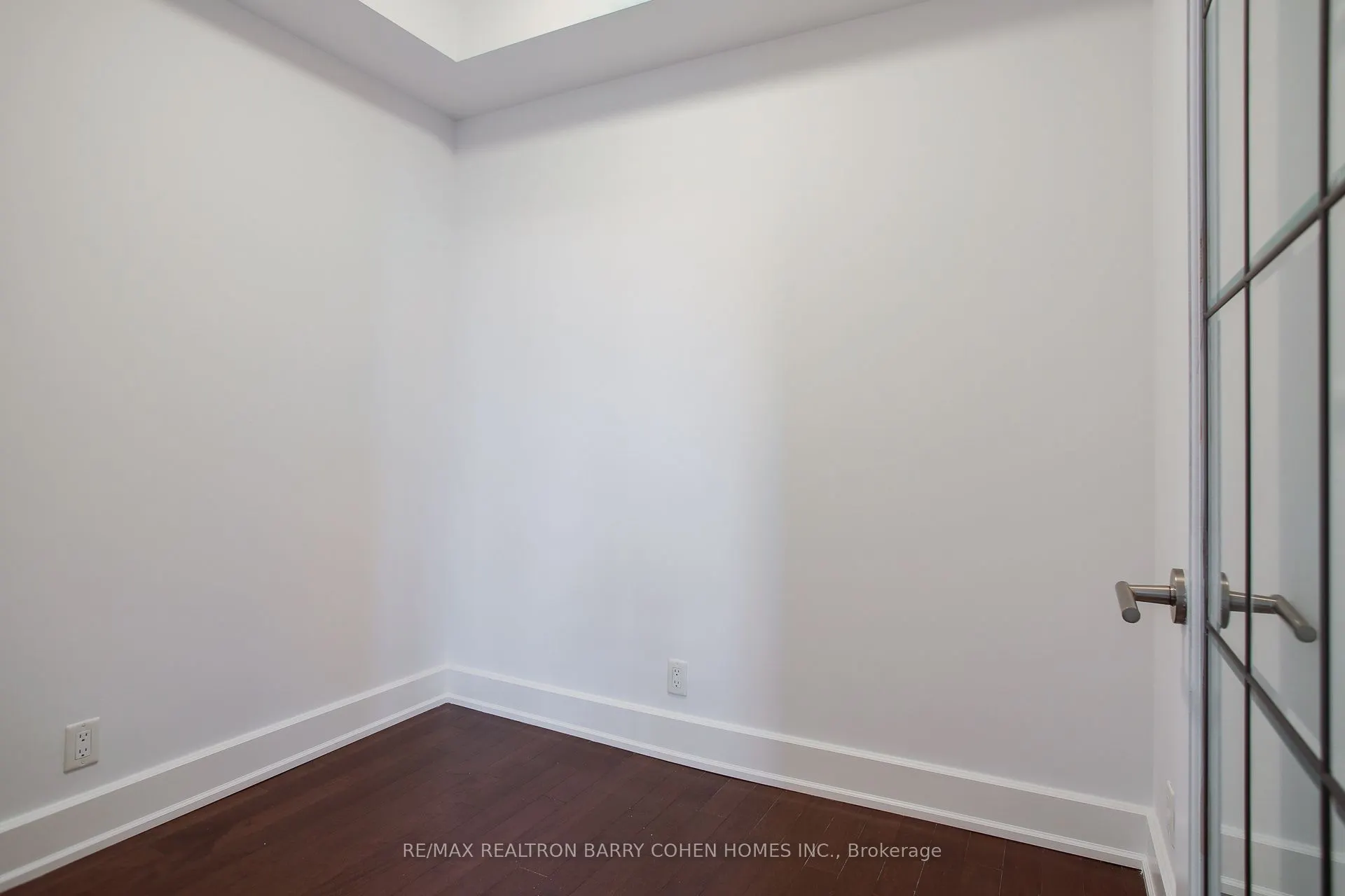 676 Sheppard Avenue E #616