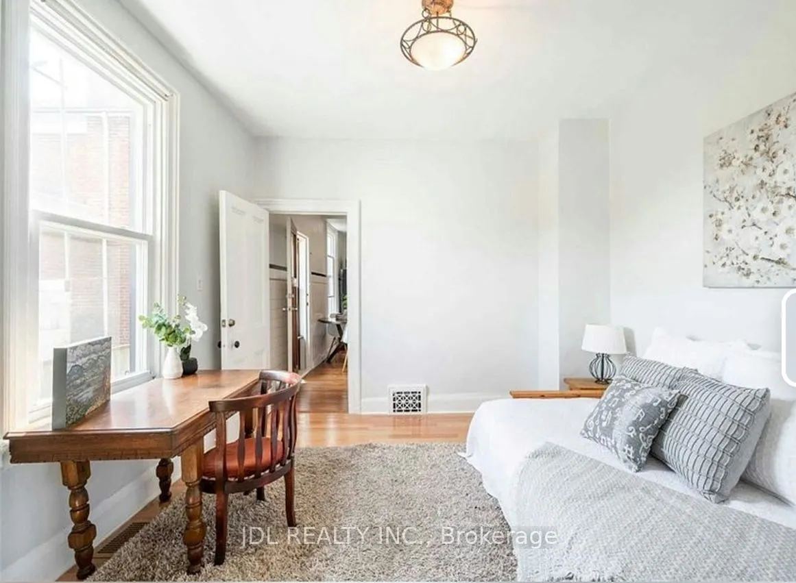 137 Denison Ave Avenue #Large Bedroom 2nd Floor