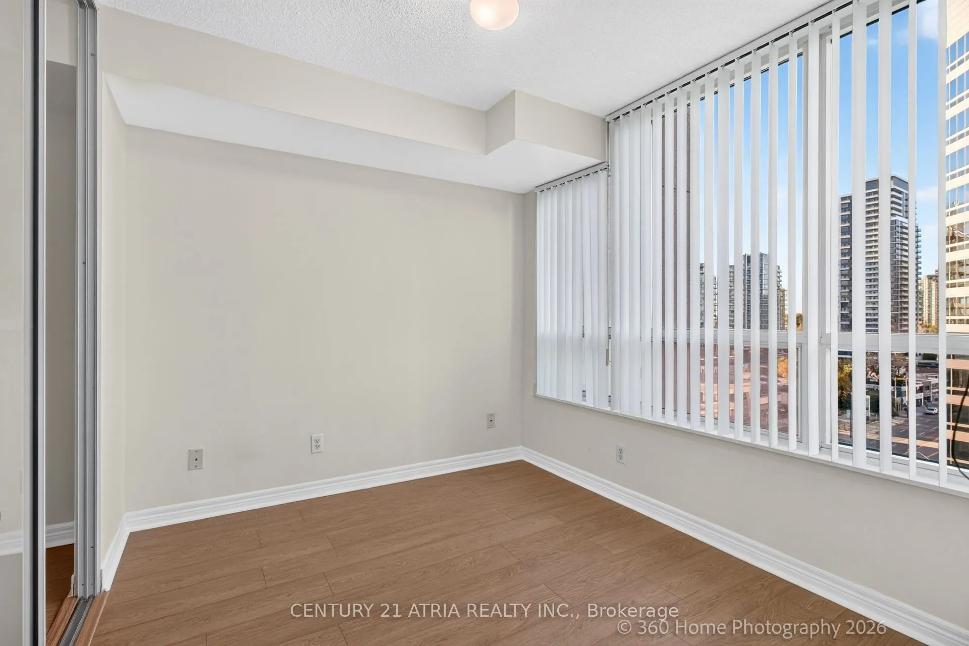 18 parkview Avenue #1115