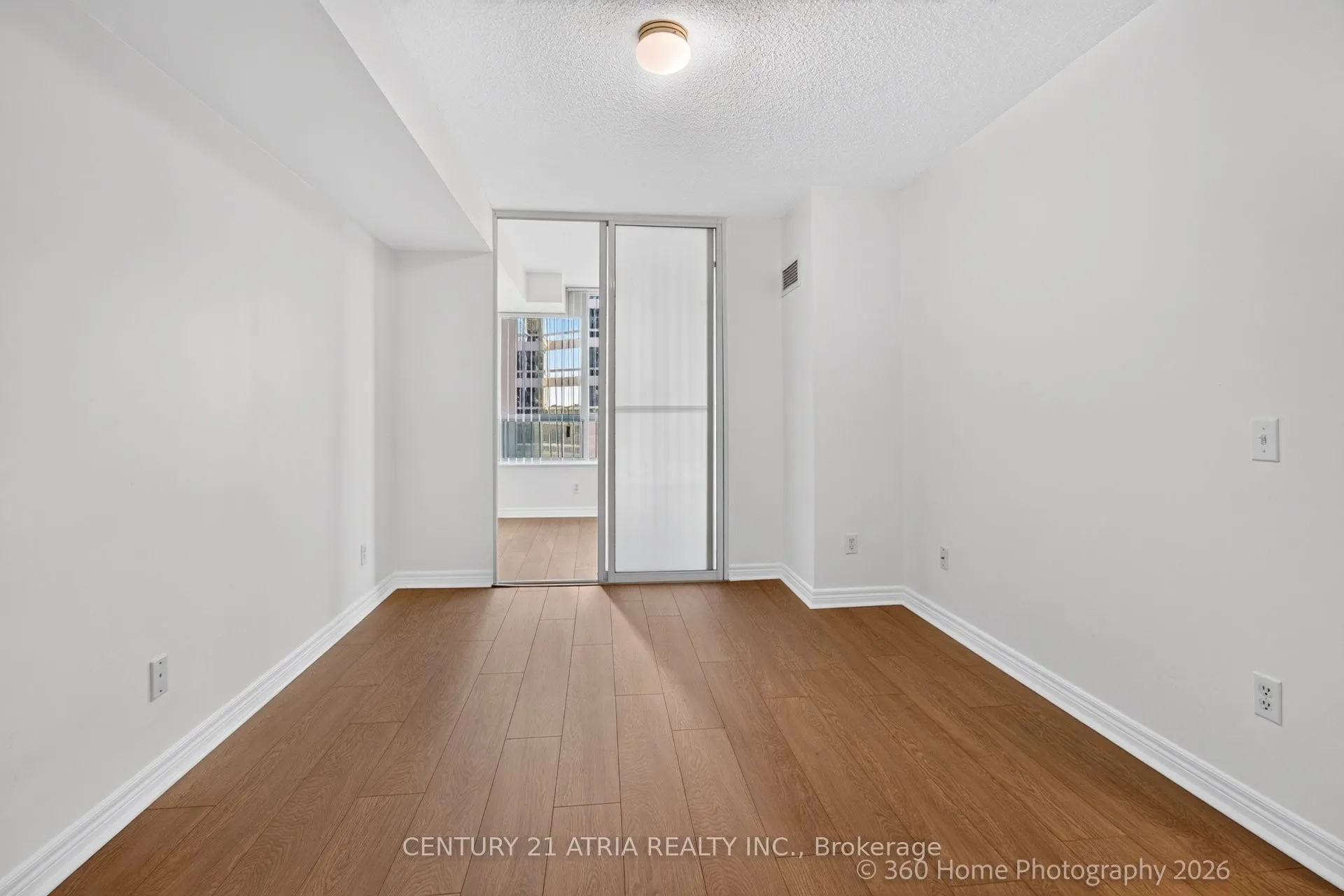 18 parkview Avenue #1115