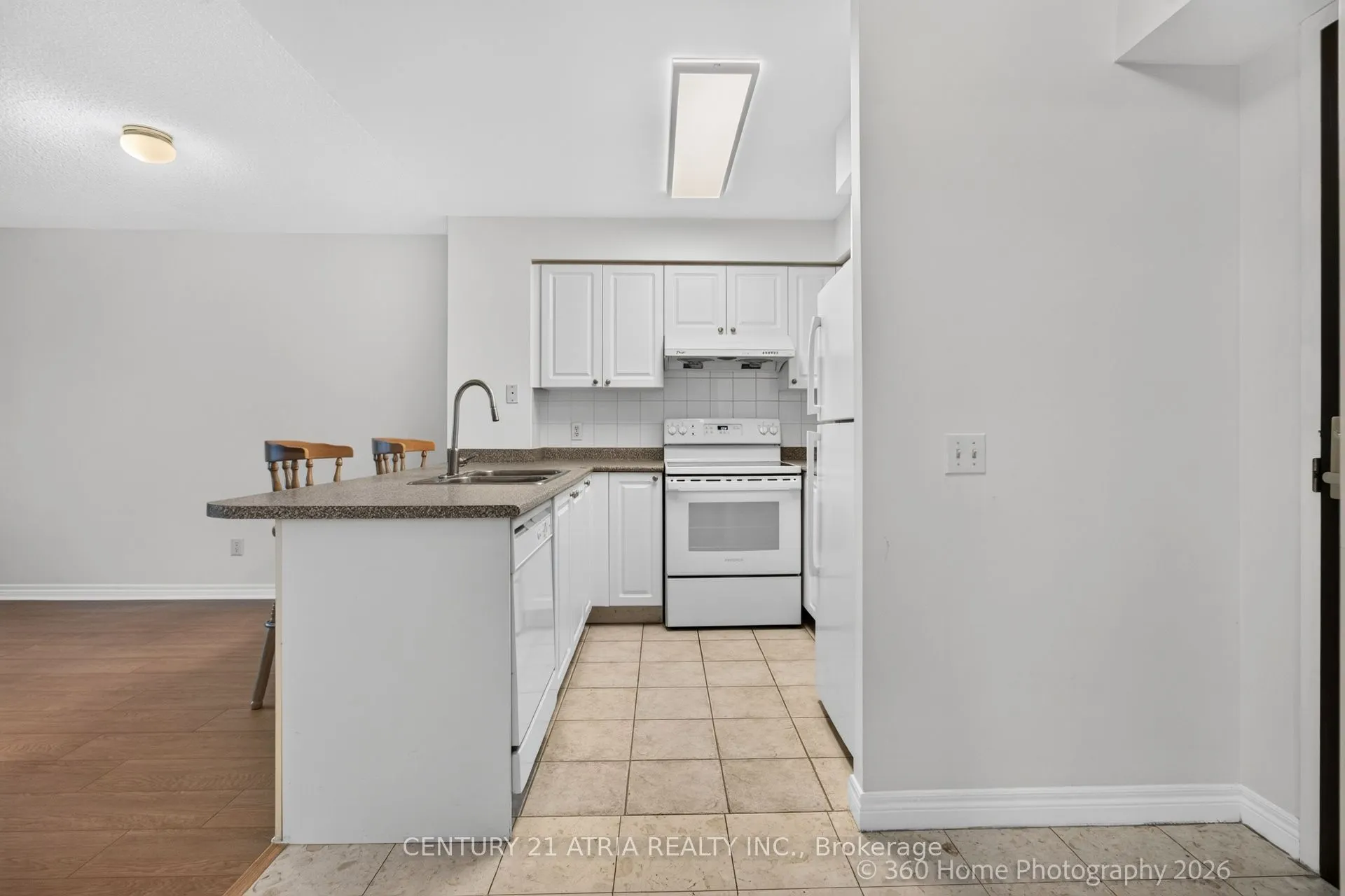 18 parkview Avenue #1115