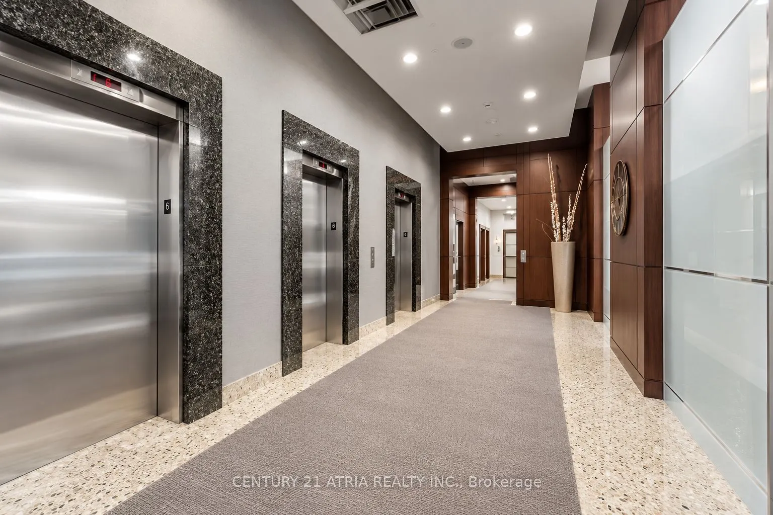 18 parkview Avenue #1115