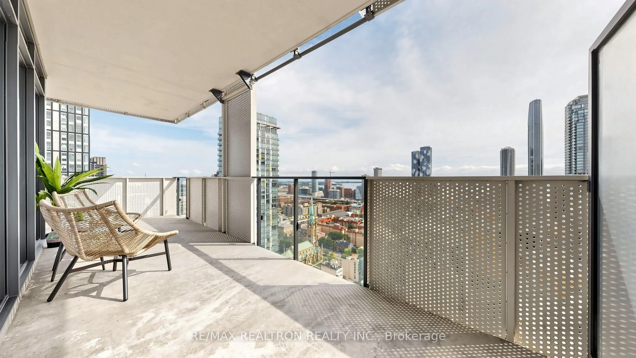 20 Lombard Street #3403