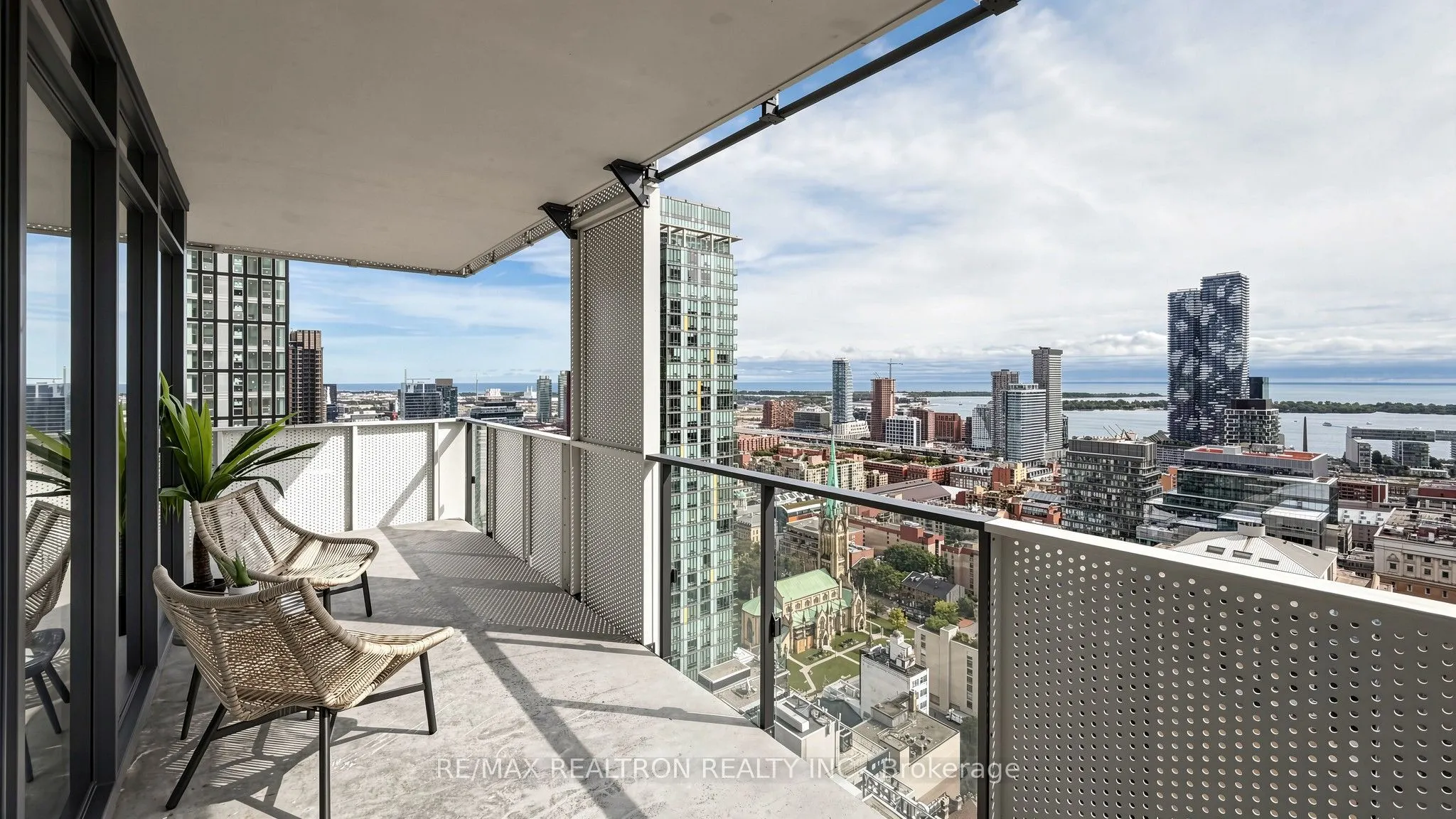 20 Lombard Street #3403