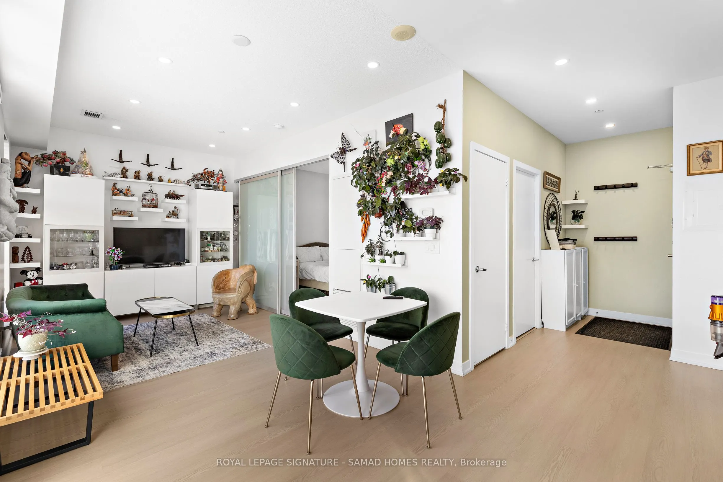 225 Sackville Street #Ph2612