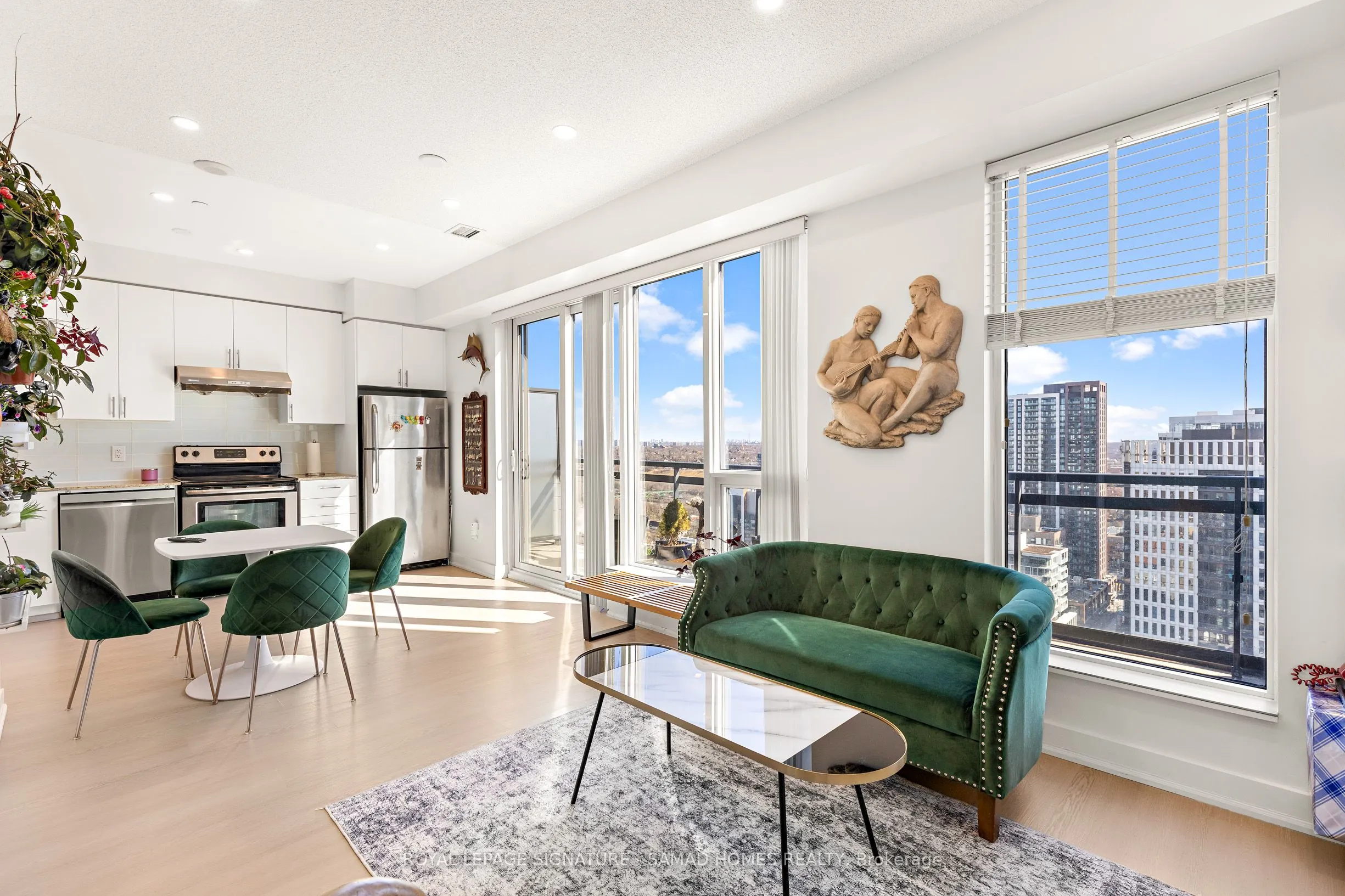 225 Sackville Street #Ph2612
