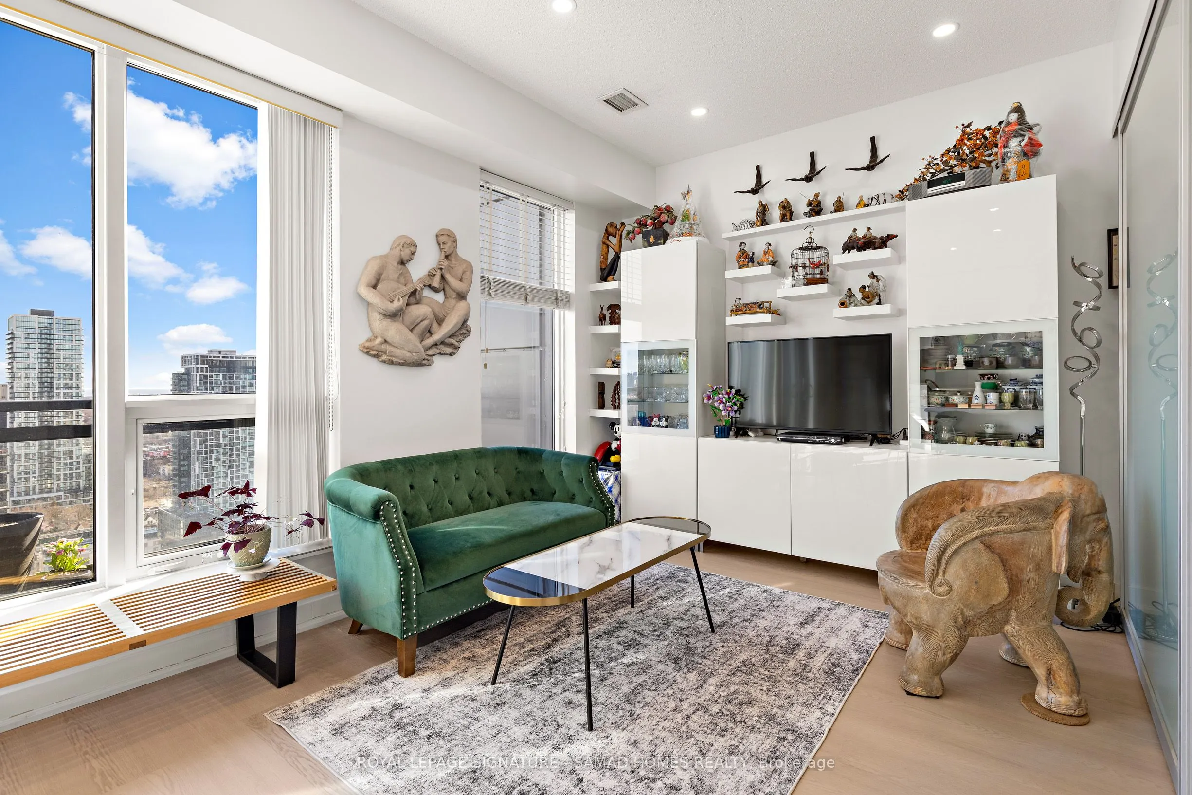 225 Sackville Street #Ph2612
