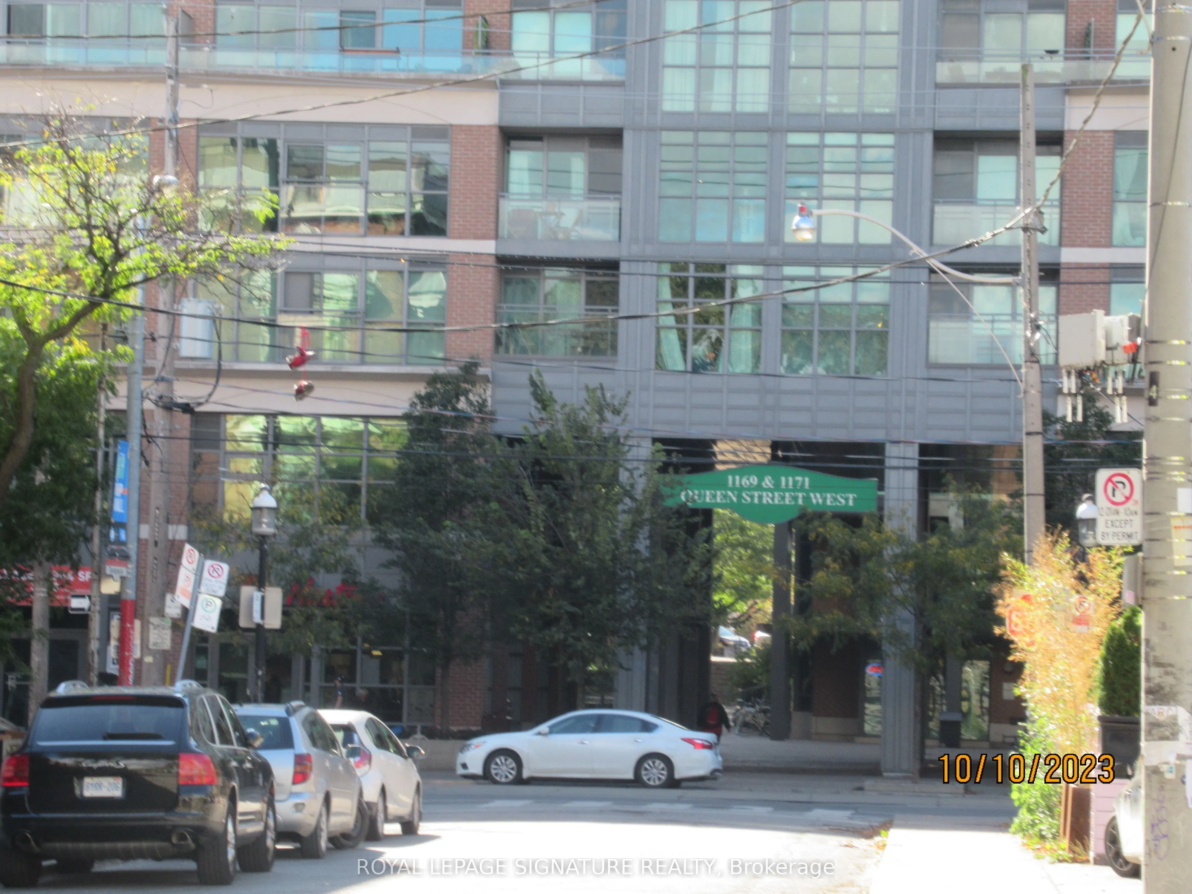1171 Queen Street W #612