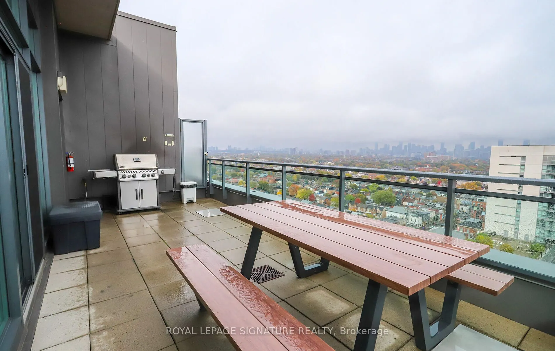 1171 Queen Street W #612
