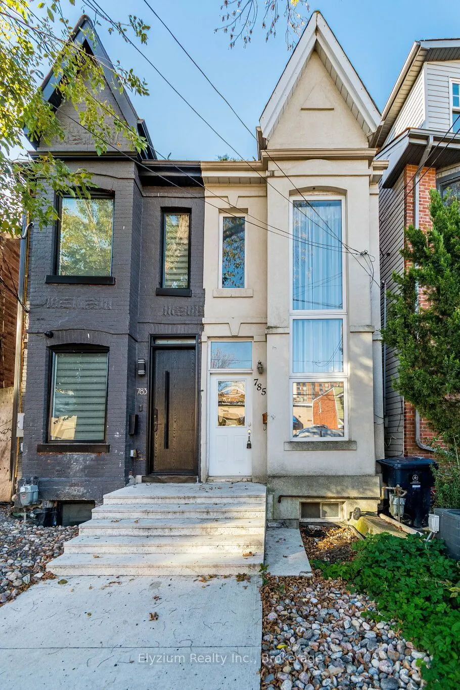 785 Adelaide Street W
