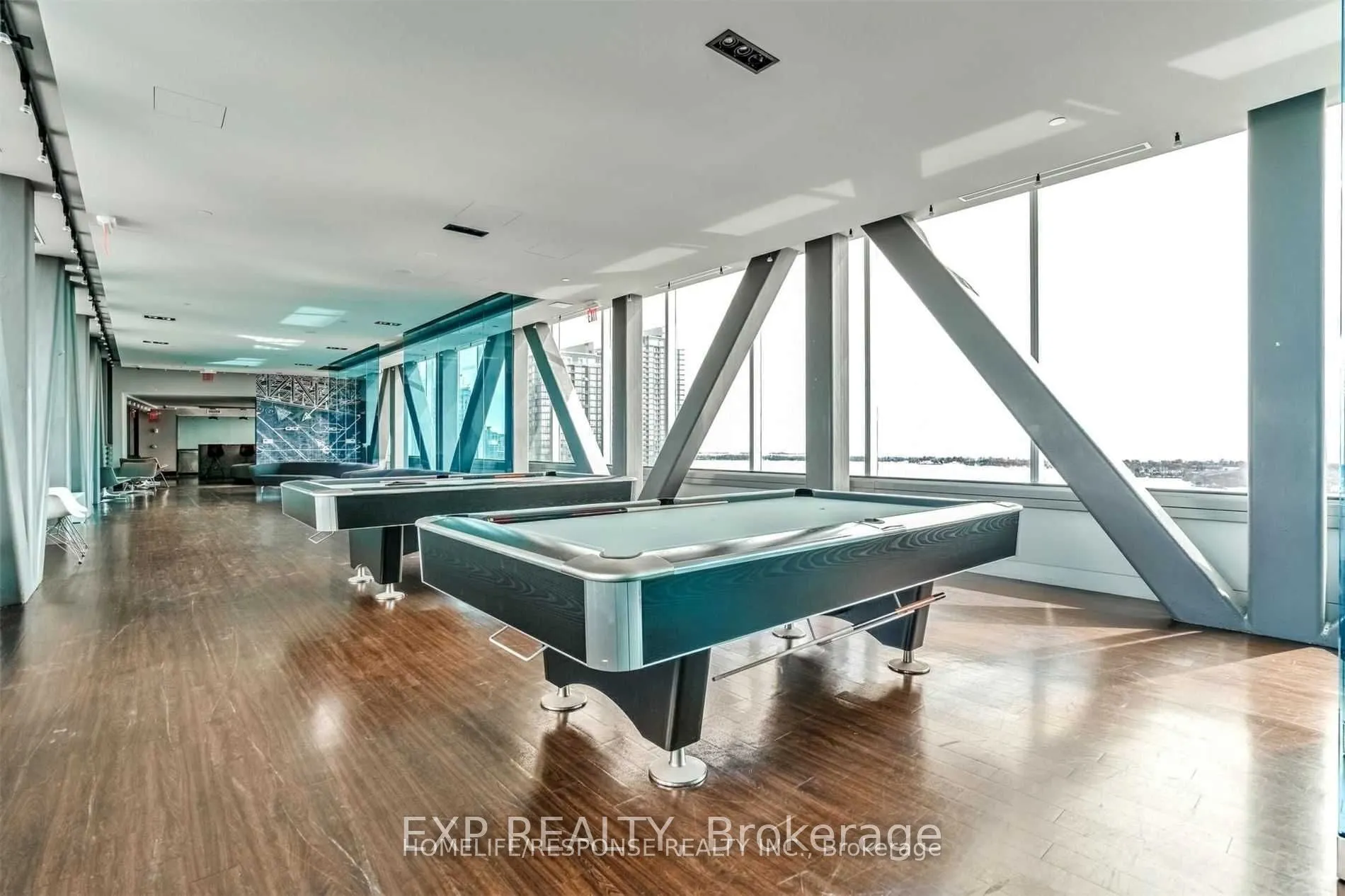 15 ICEBOAT Terrace #1503