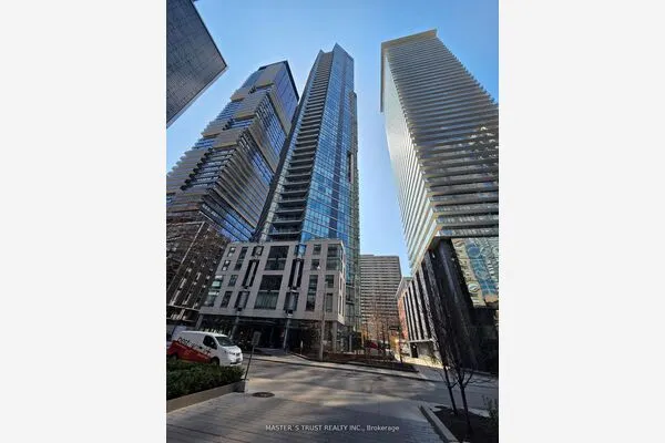 45 Charles Street E