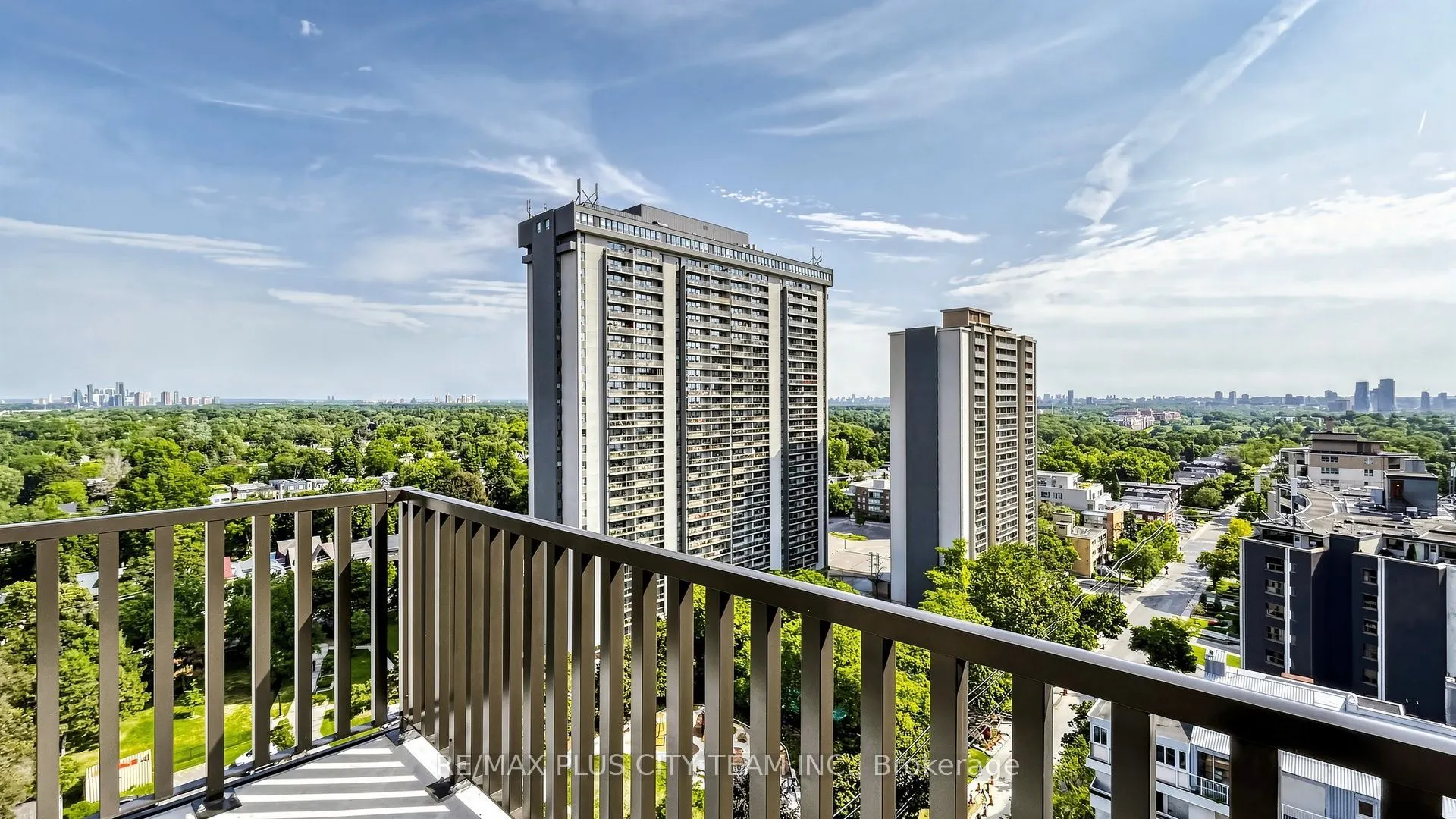 109 Erskine Avenue #1703