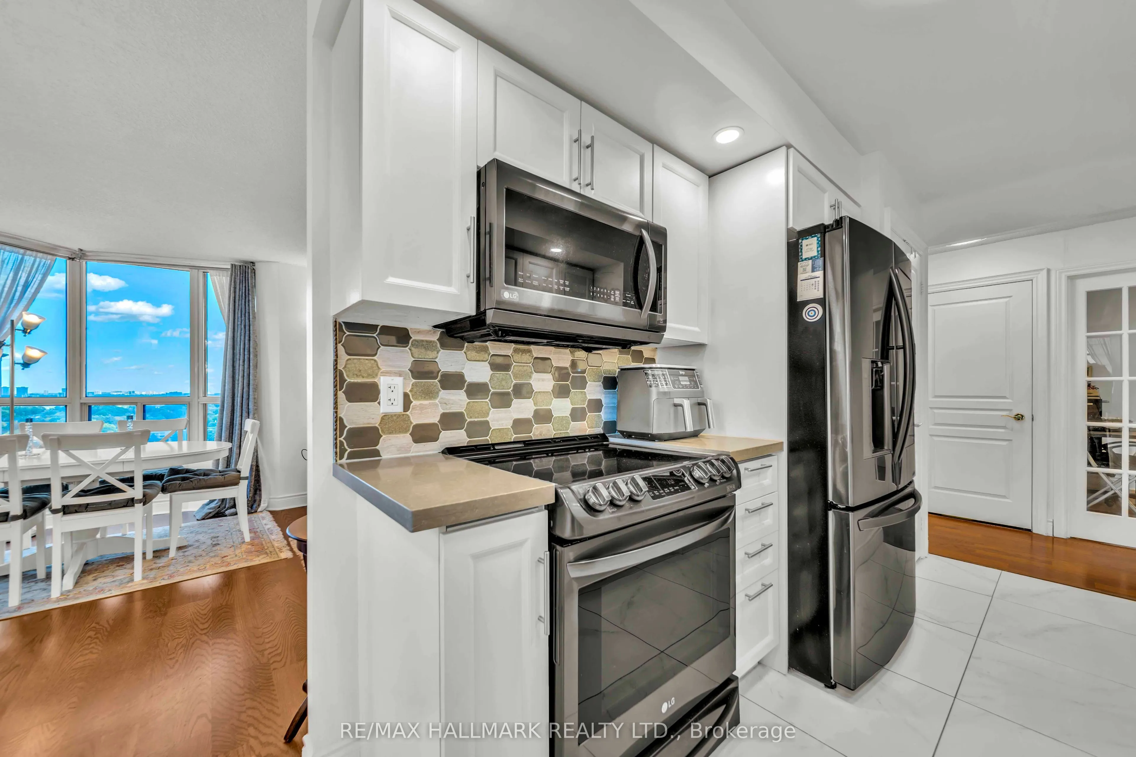 10 Northtown Way #1812