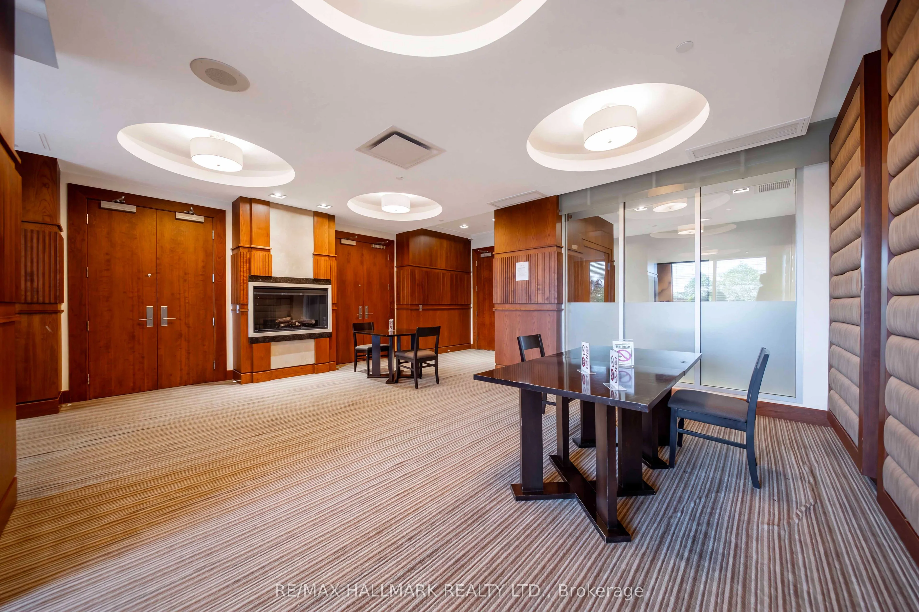 10 Northtown Way #1812