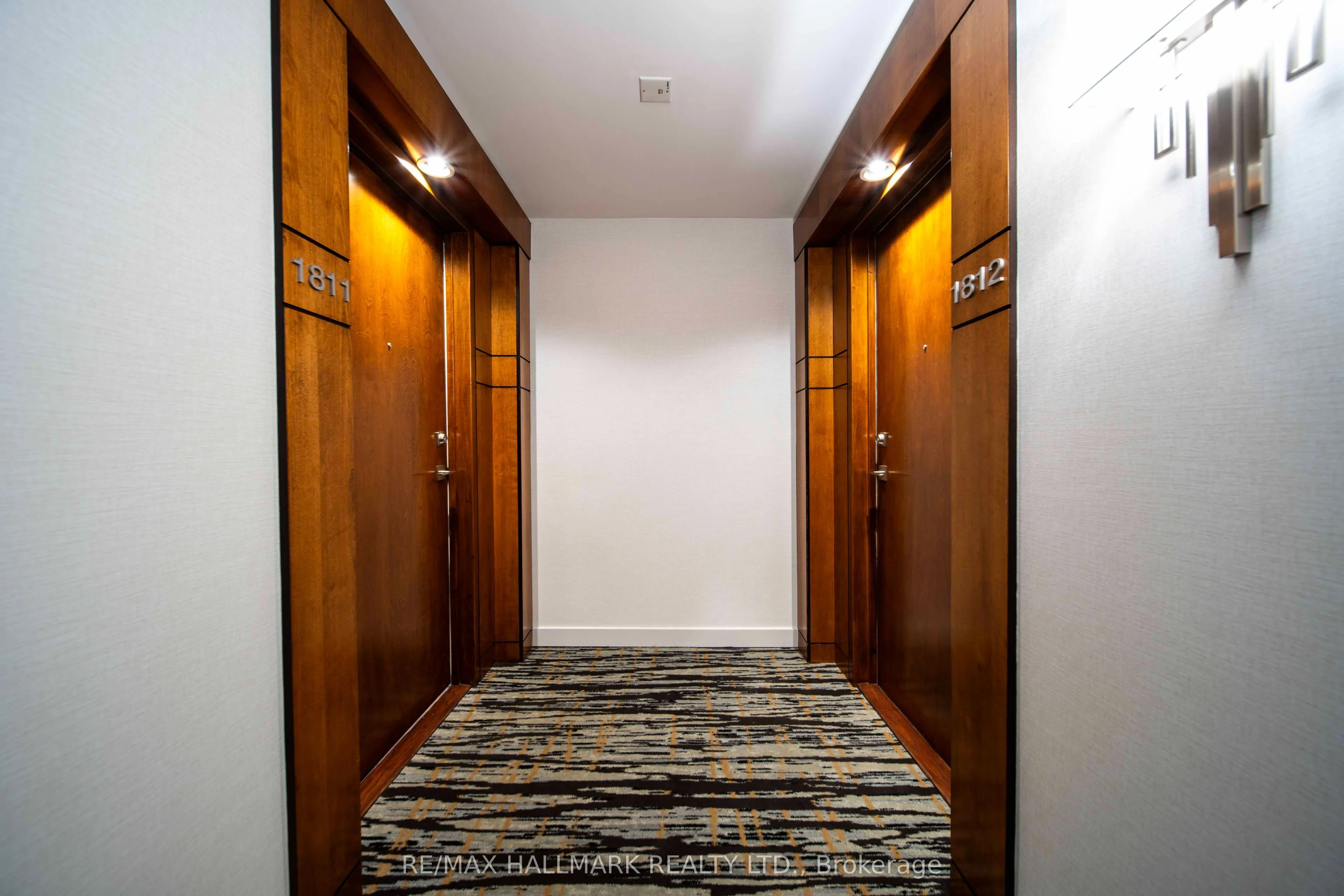 10 Northtown Way #1812