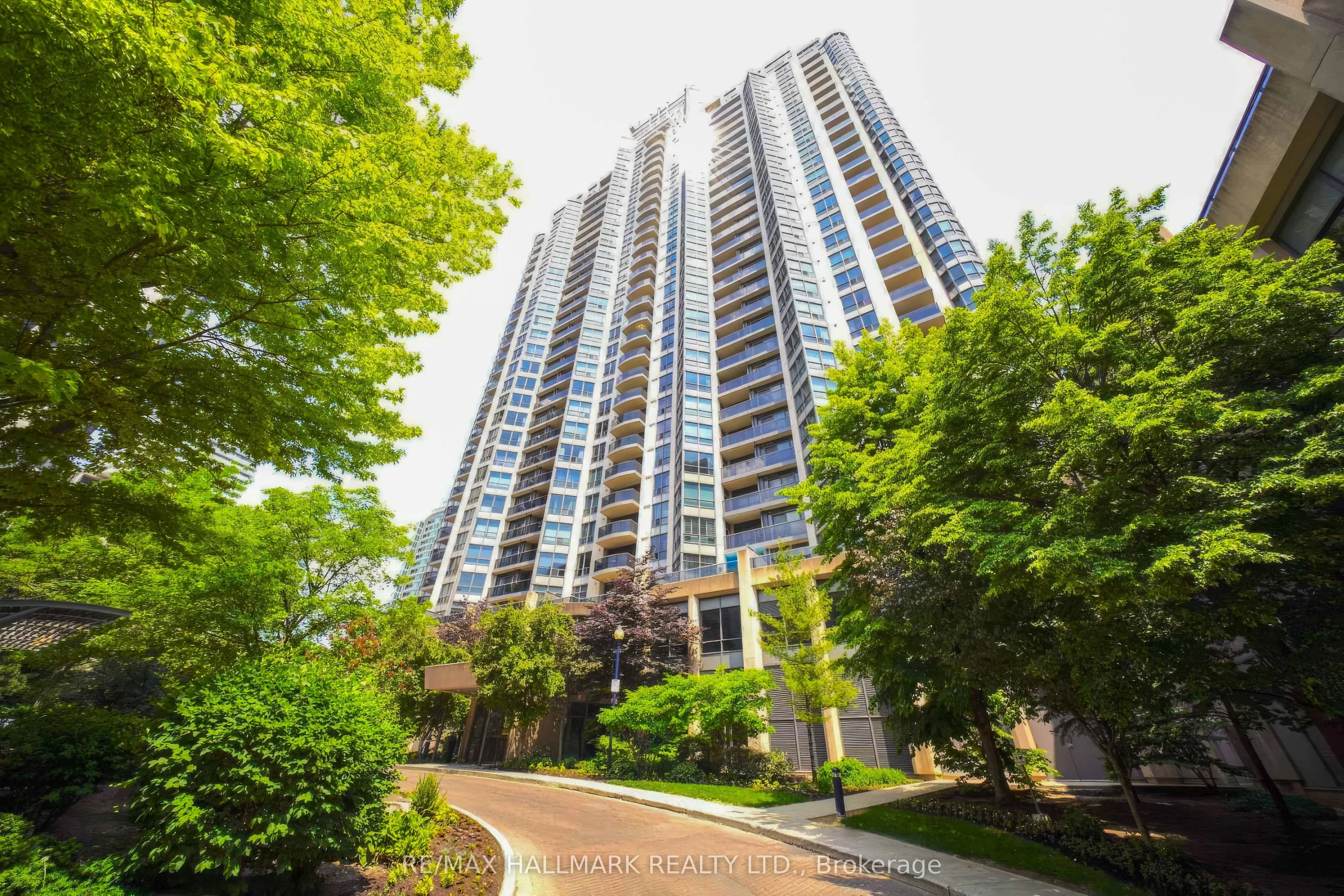 10 Northtown Way #1812