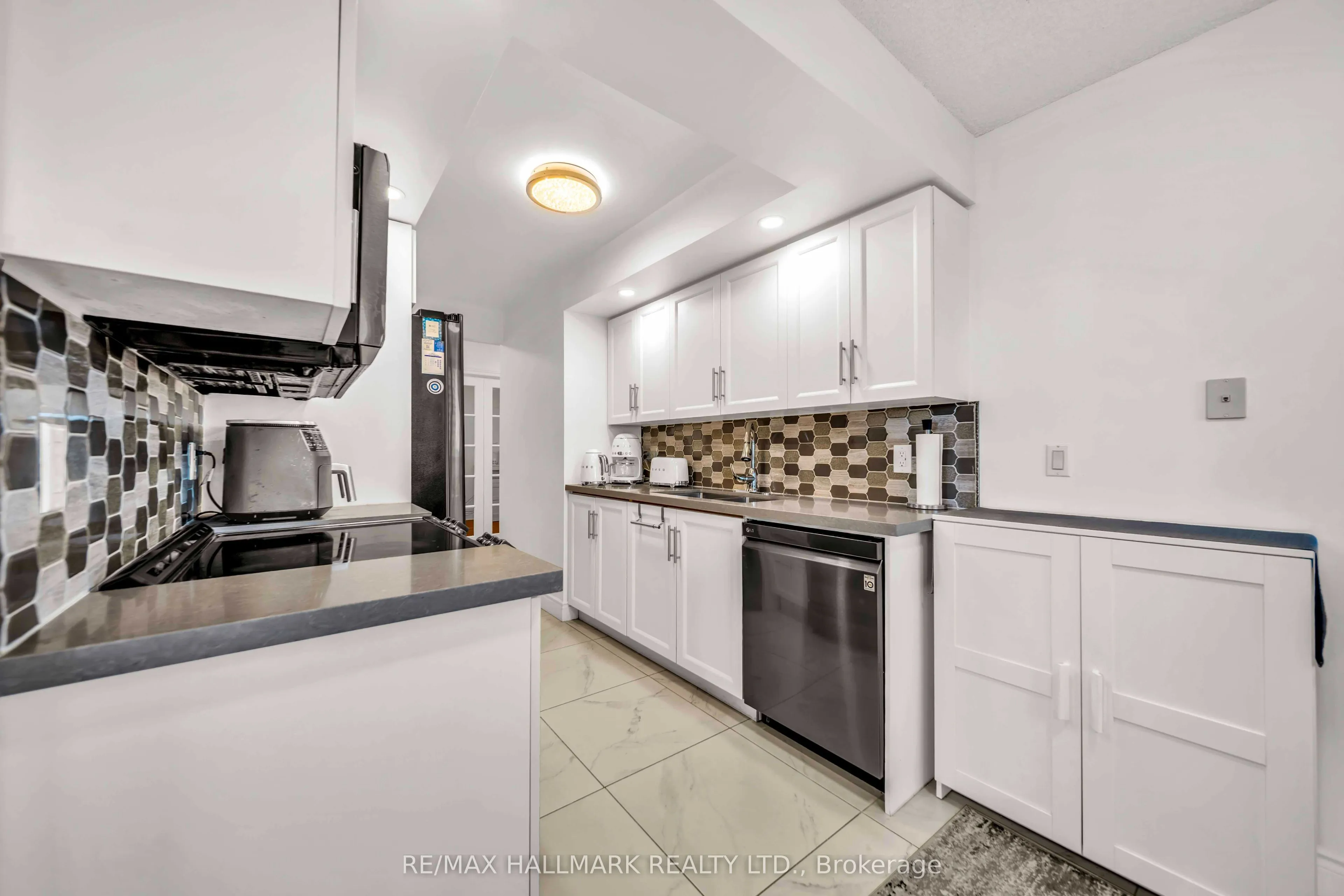 10 Northtown Way #1812