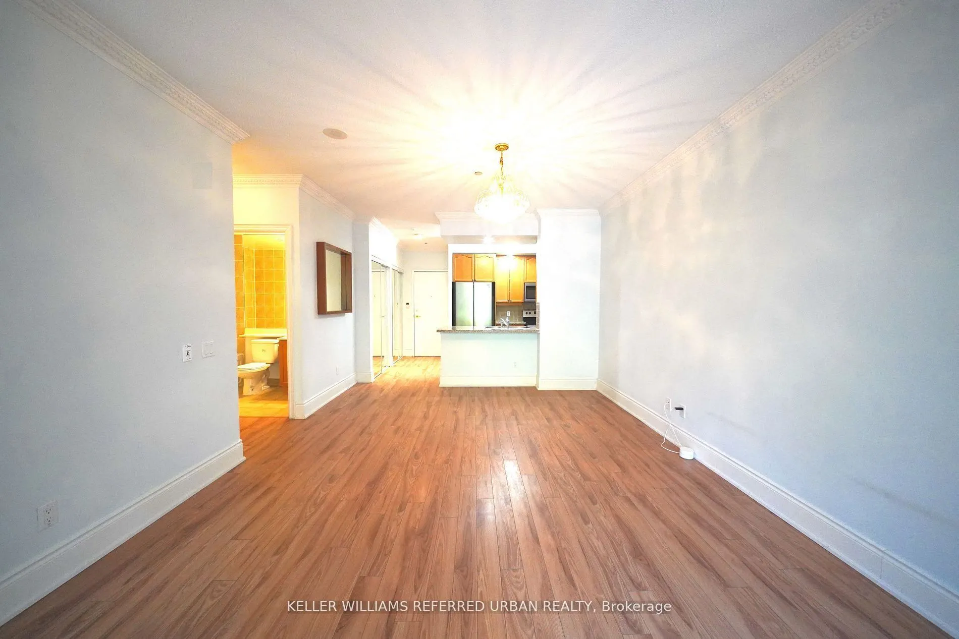 10 Northtown Way #212