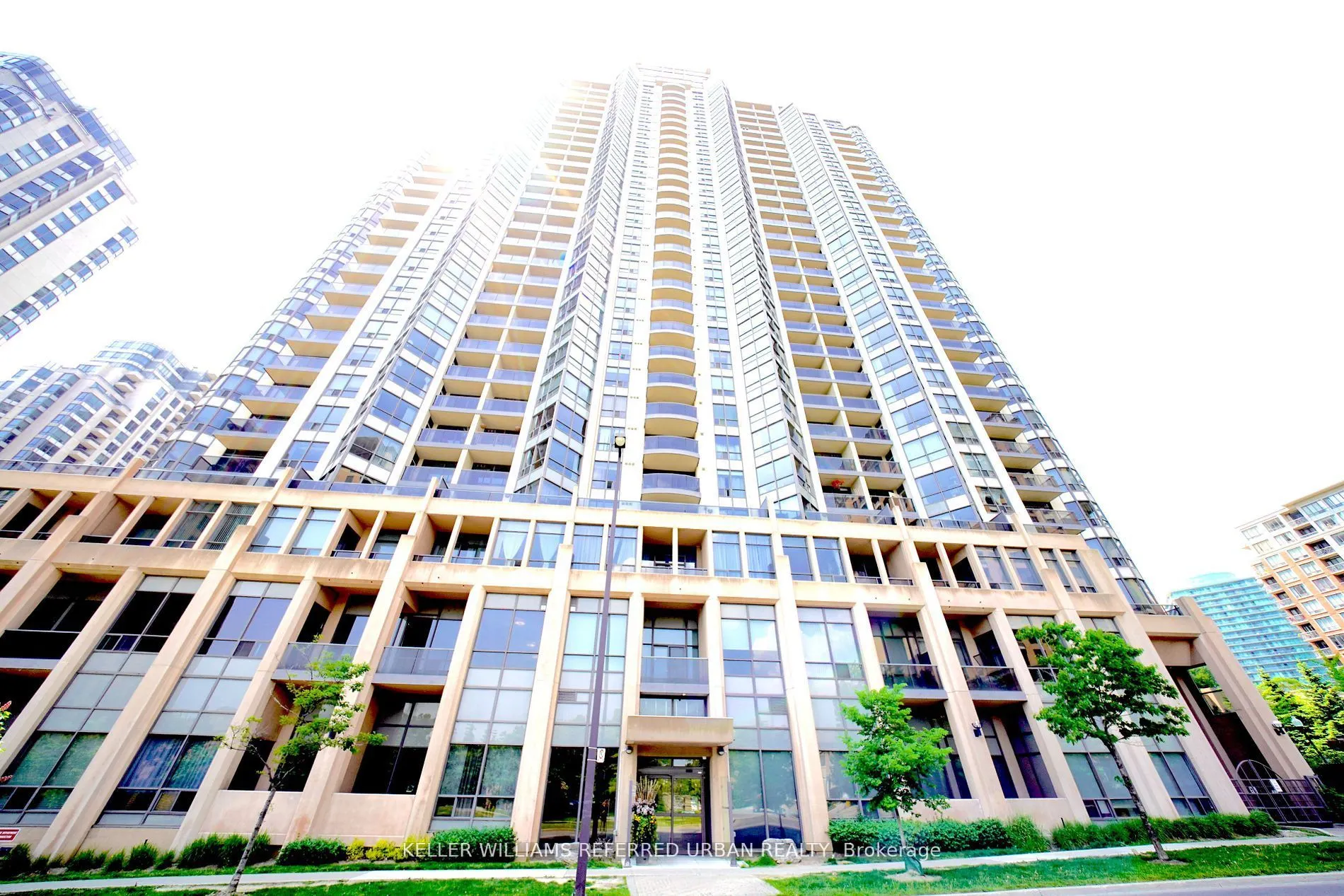 10 Northtown Way #212