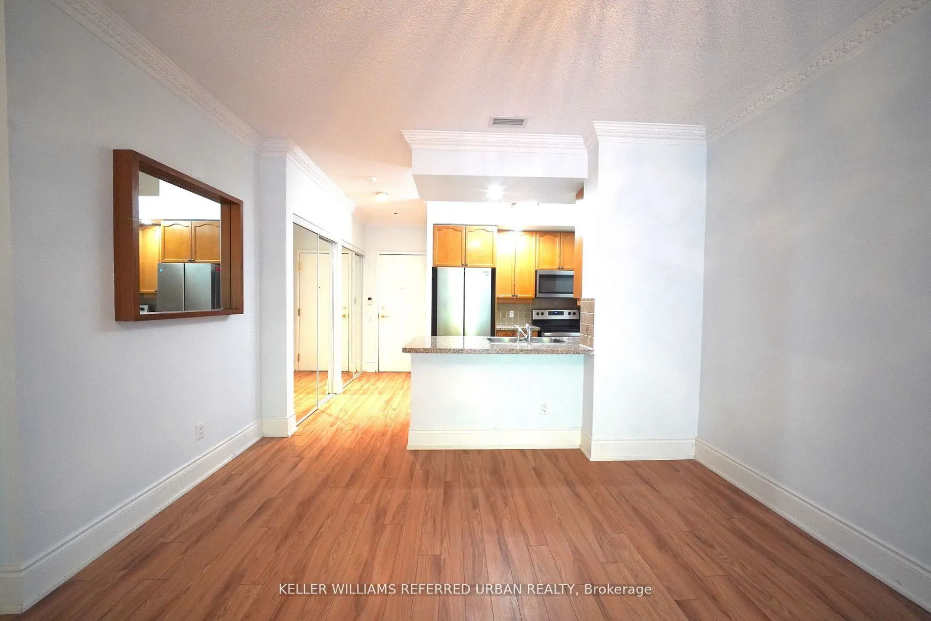 10 Northtown Way #212