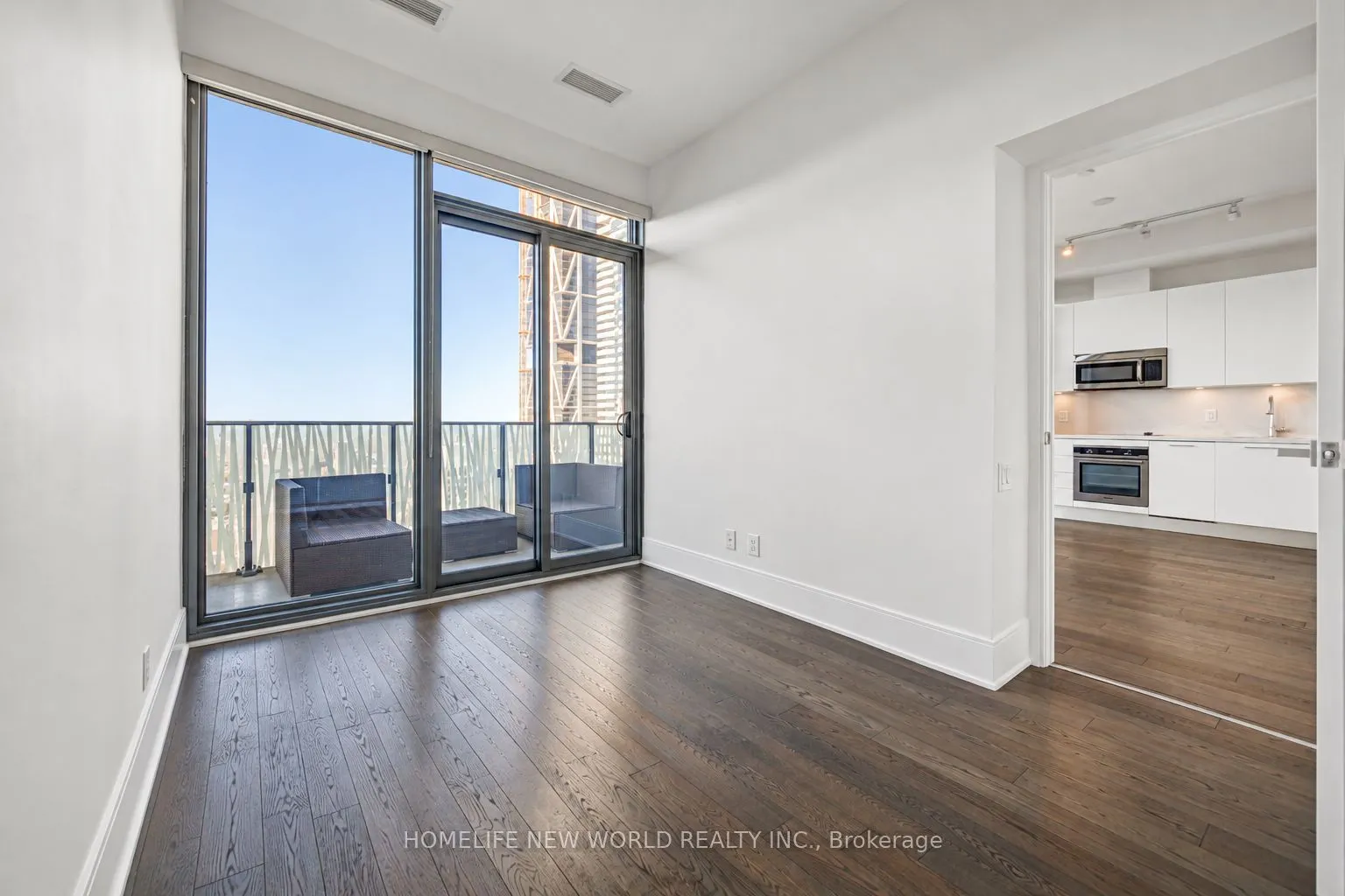 42 Charles Street E #5603